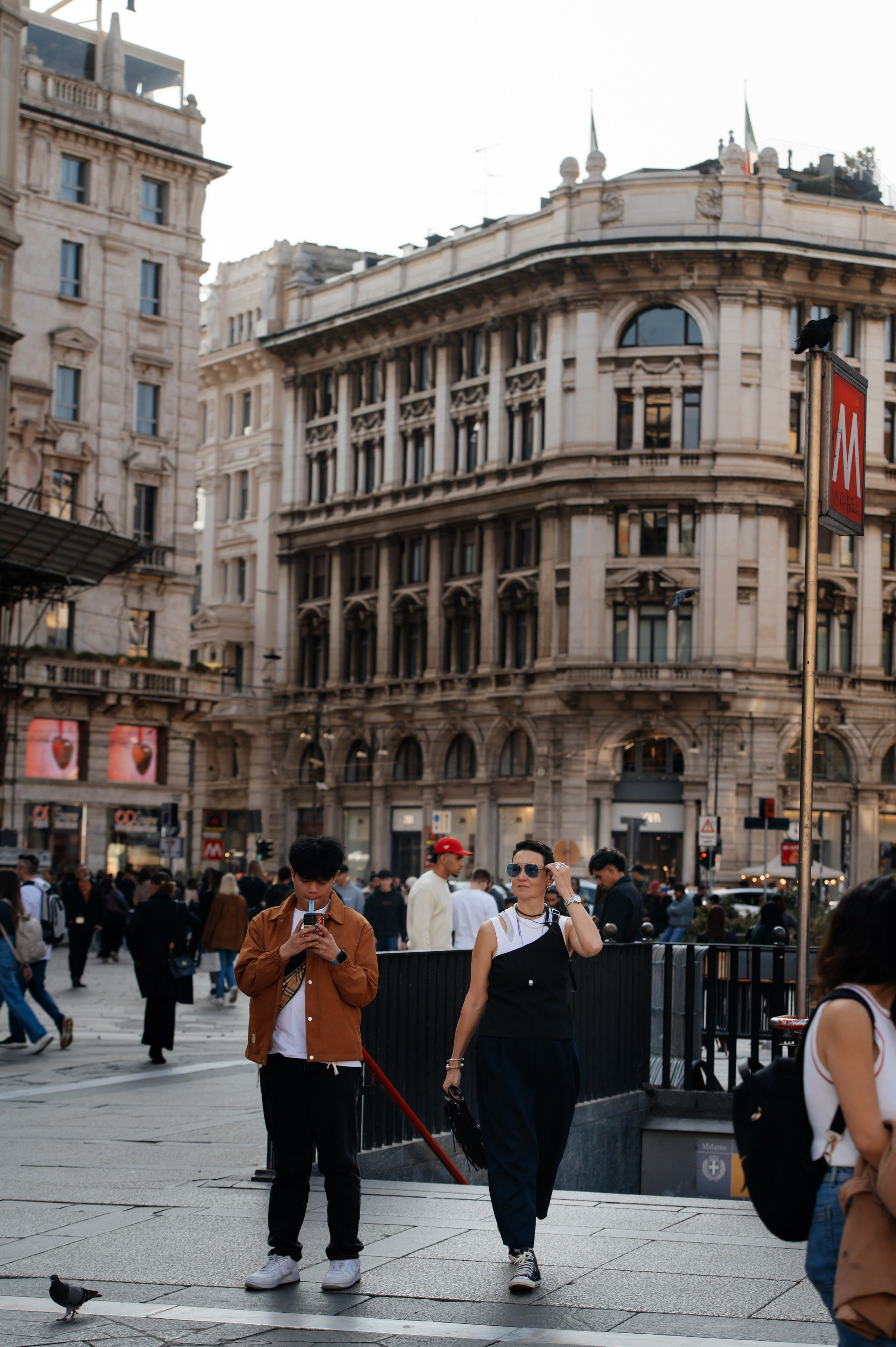 Milan, Autumn 🍂, Julia. Wedding photographer from Moldova Alexey Chipchiu
