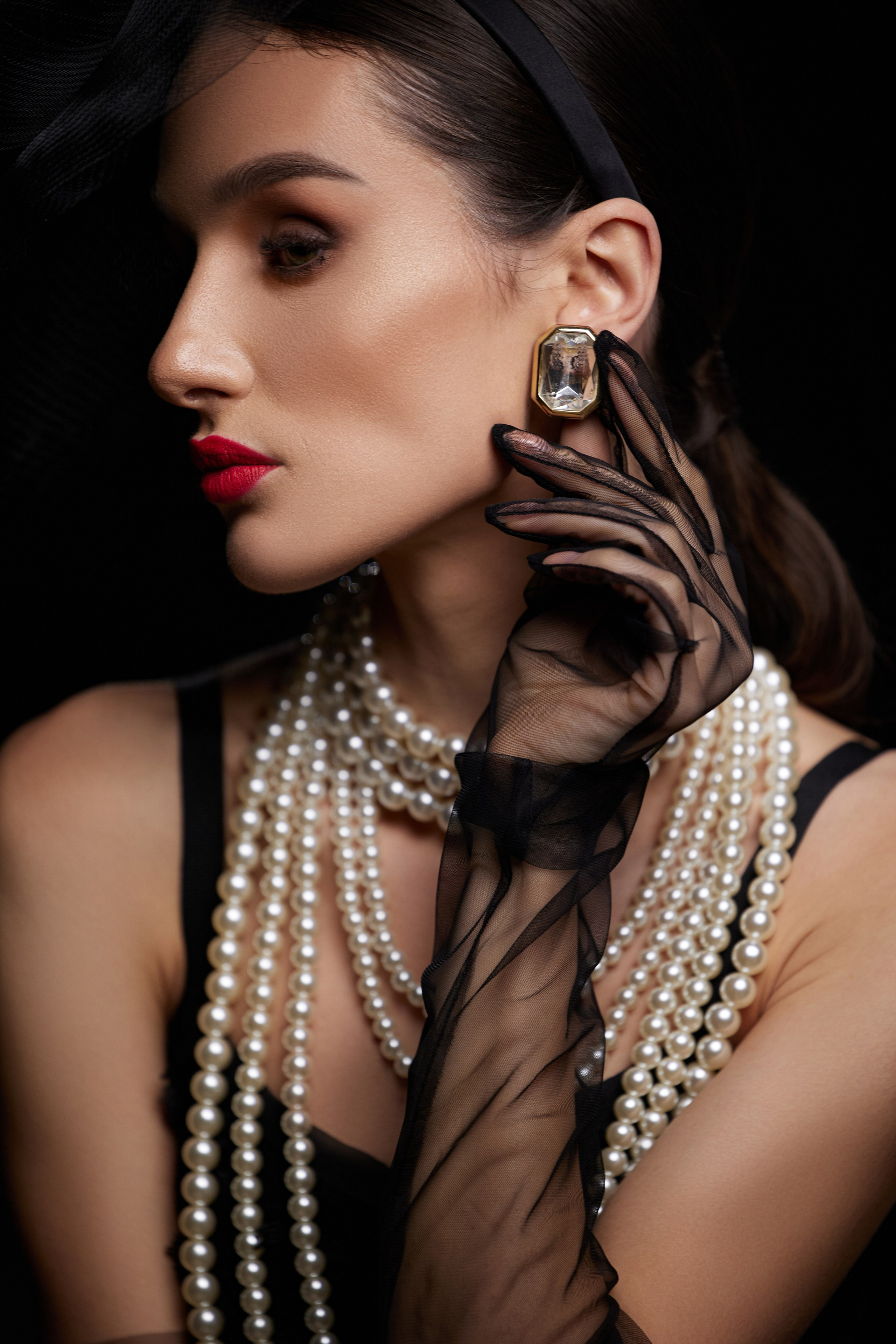 Mirela. Привет