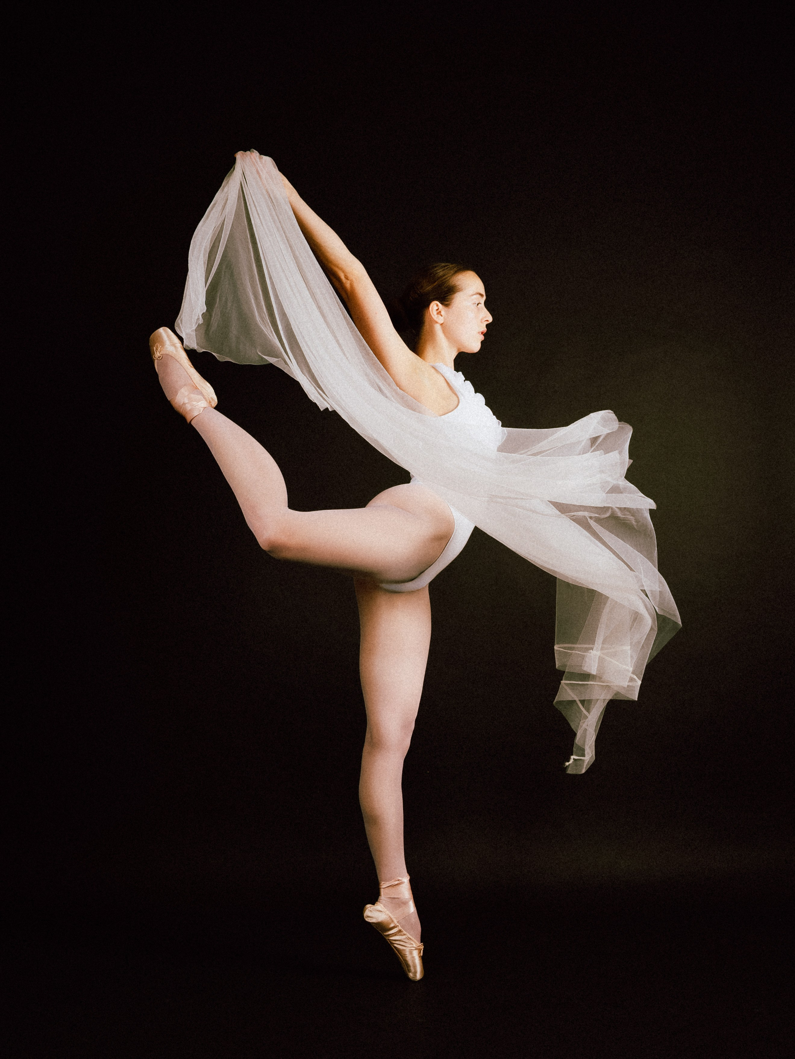 Flow. Alina Romanova | Creative & Fashion Photographer Hamburg