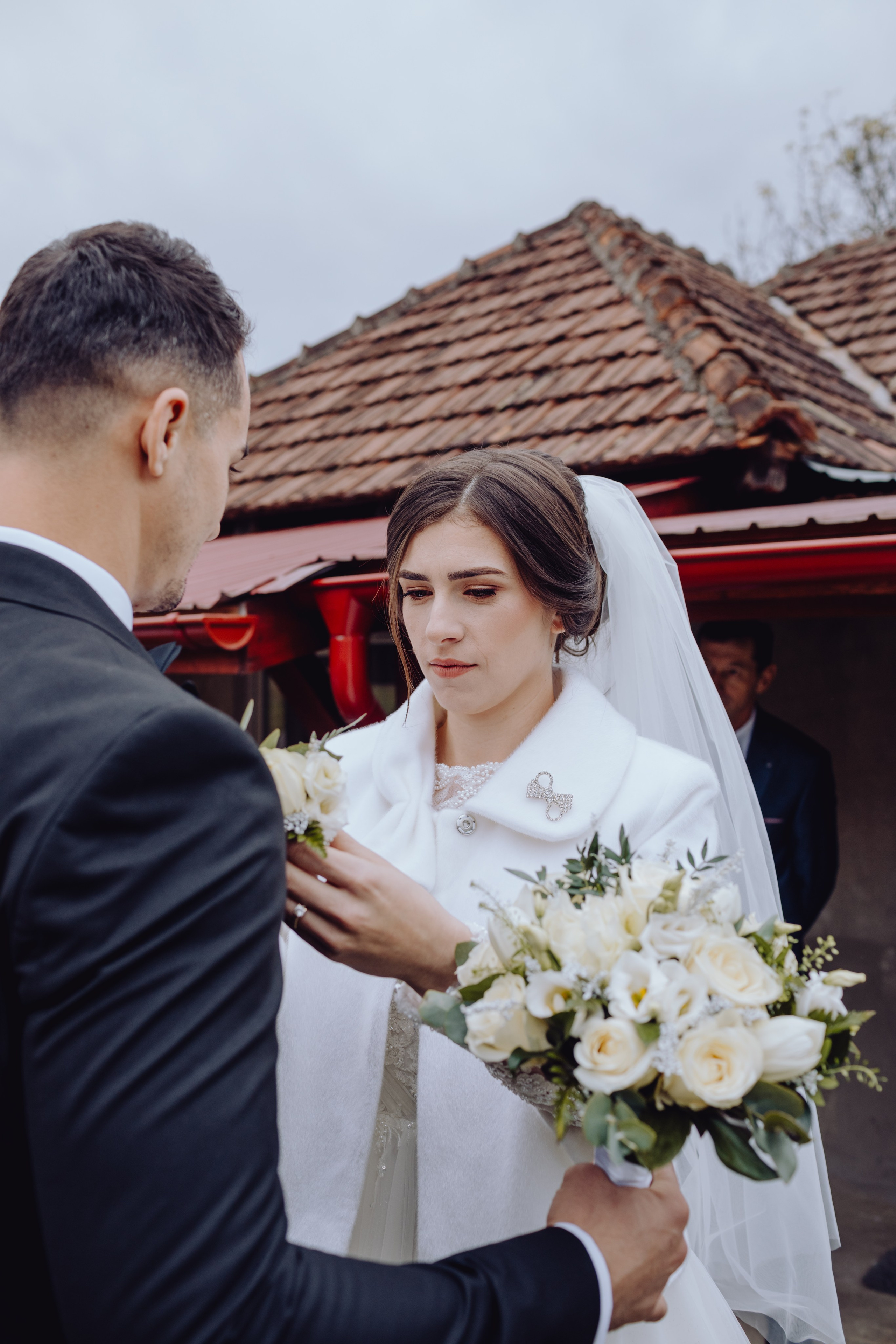 Adi & Angela. Wedding & couple photographer from Romania Rut Vetan