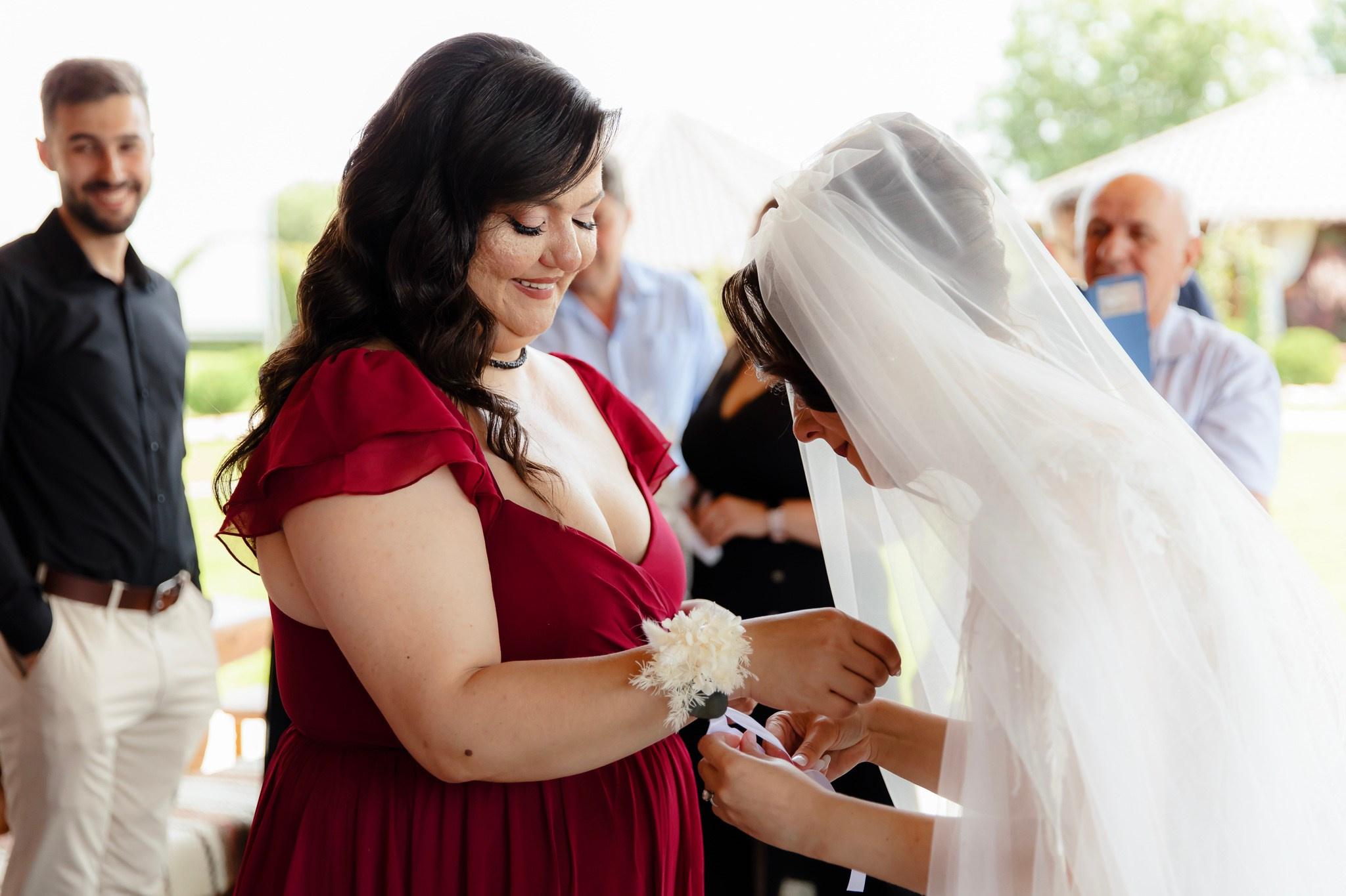 Ioana & Ionuț | Nuntă de poveste la Păstrăvăria Poiana din Mălini județul Suceava. Servicii foto-video profesionale, pentru momente de neuitat