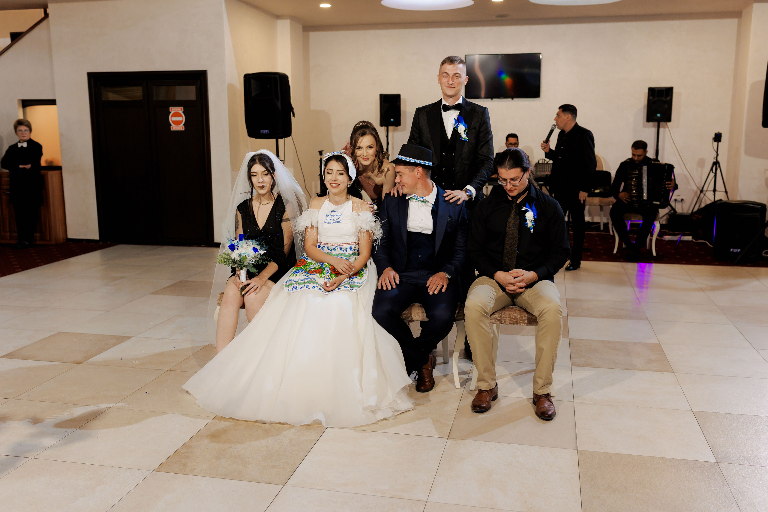 Loredana & Emilian – Ziua Nunții | Videografie - fotografie Botez Suceava, Iași, Botoșani. Servicii foto-video profesionale, pentru momente de neuitat