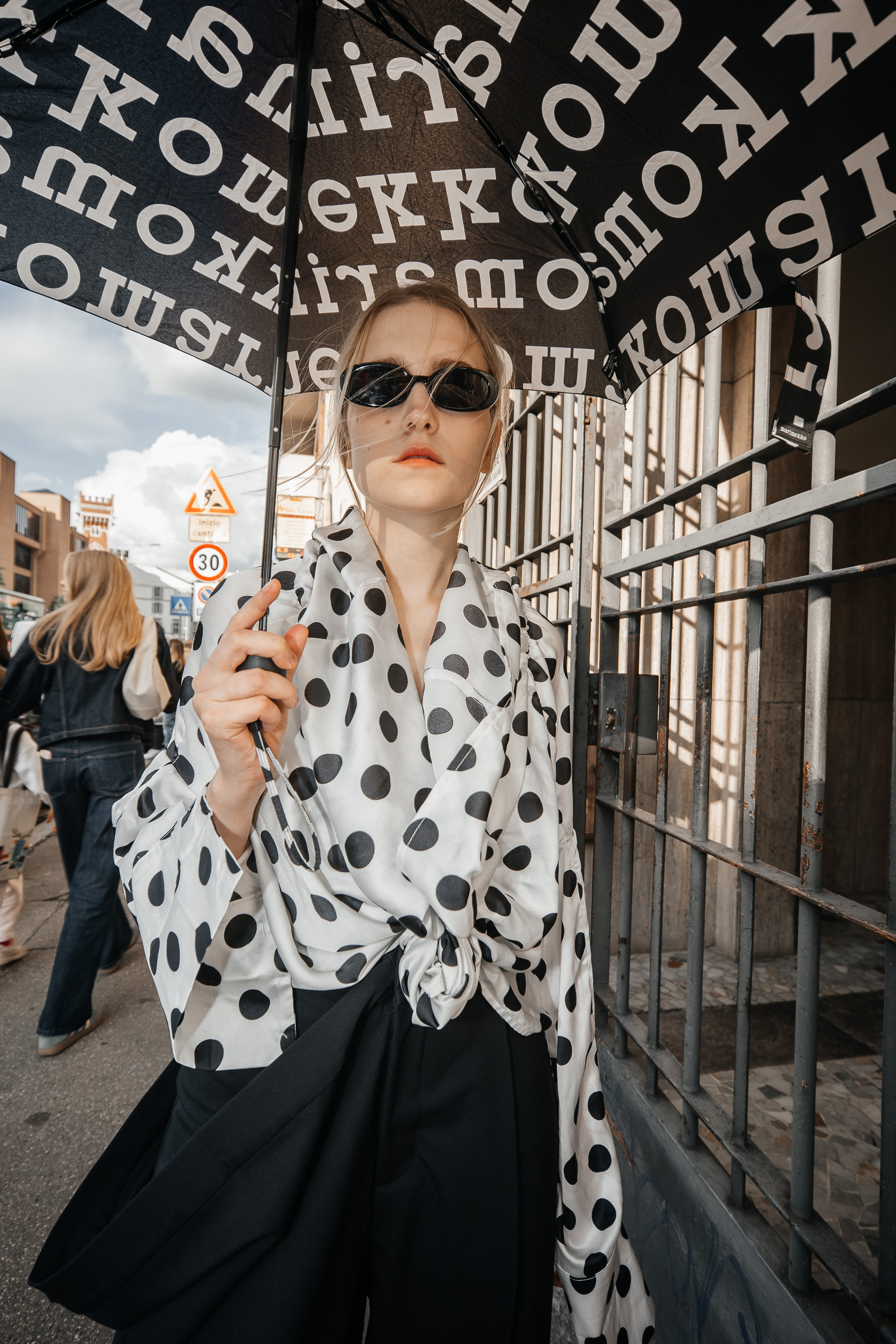 Backstage. Valokuvaaja Lahti, Helsinki Elena Salonen