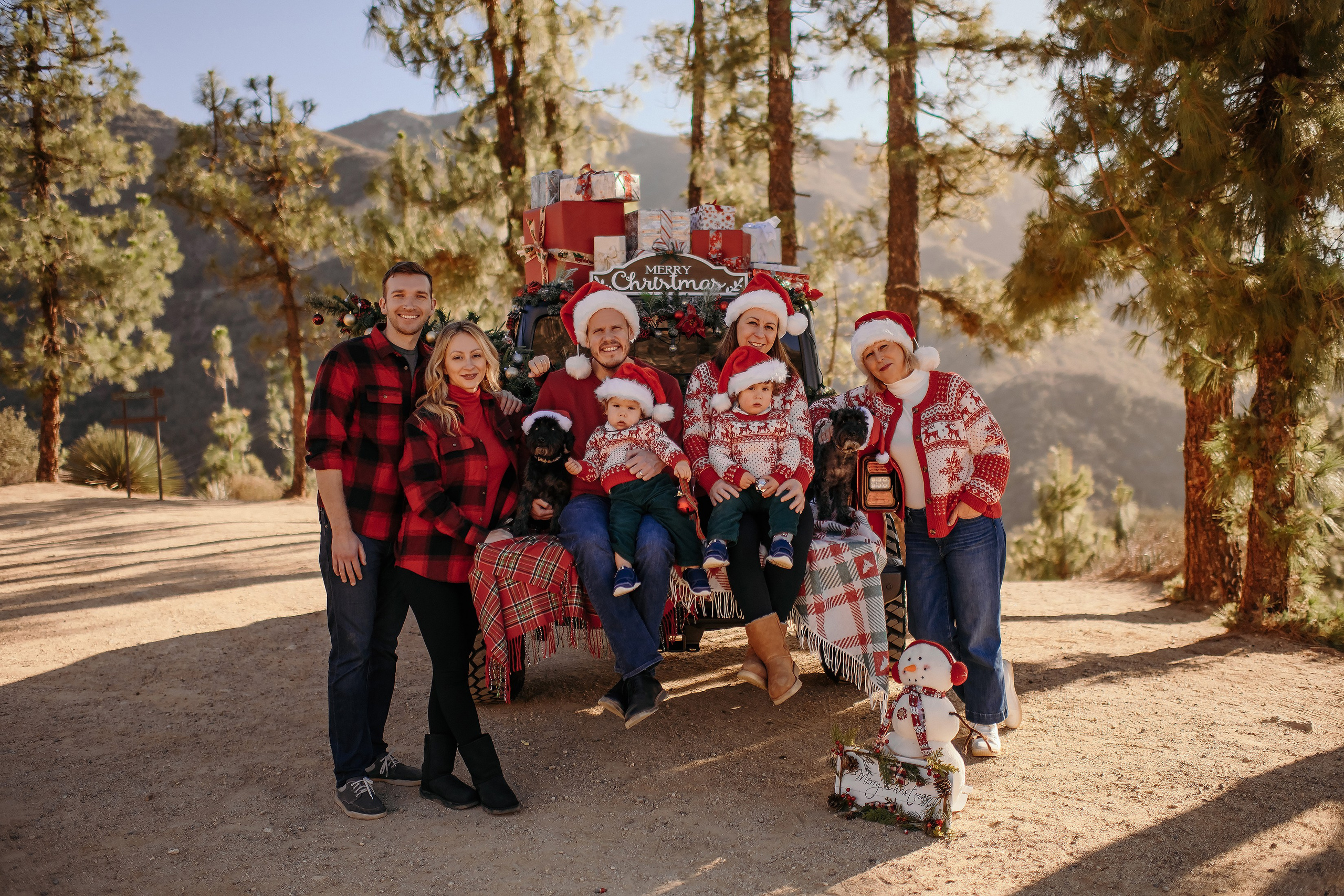 Big family. Wedding, maternity and family photographer in Charlotte Tasha Minn