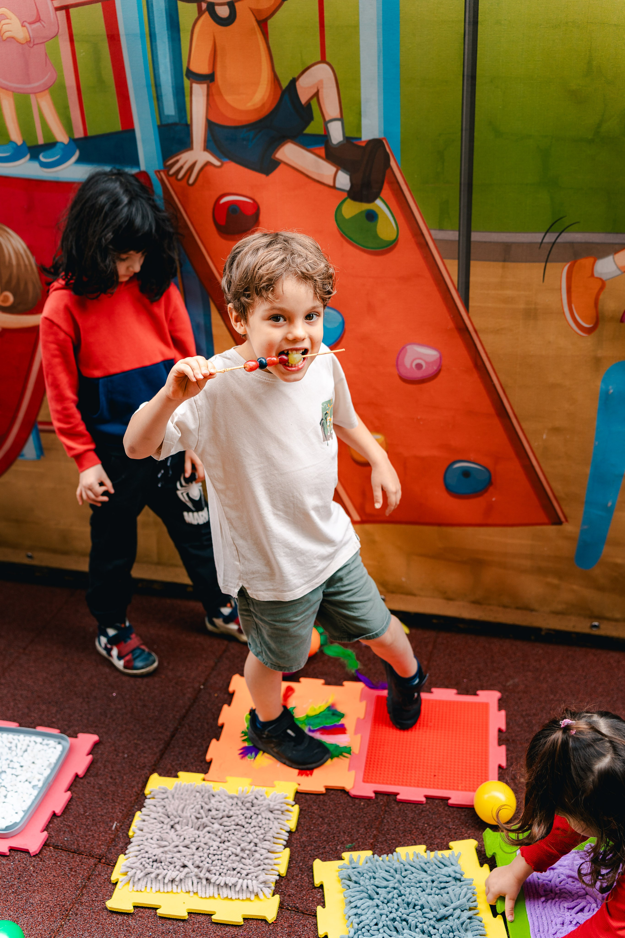 Miniterra Carusel. Liviu Andrei - Fotograf