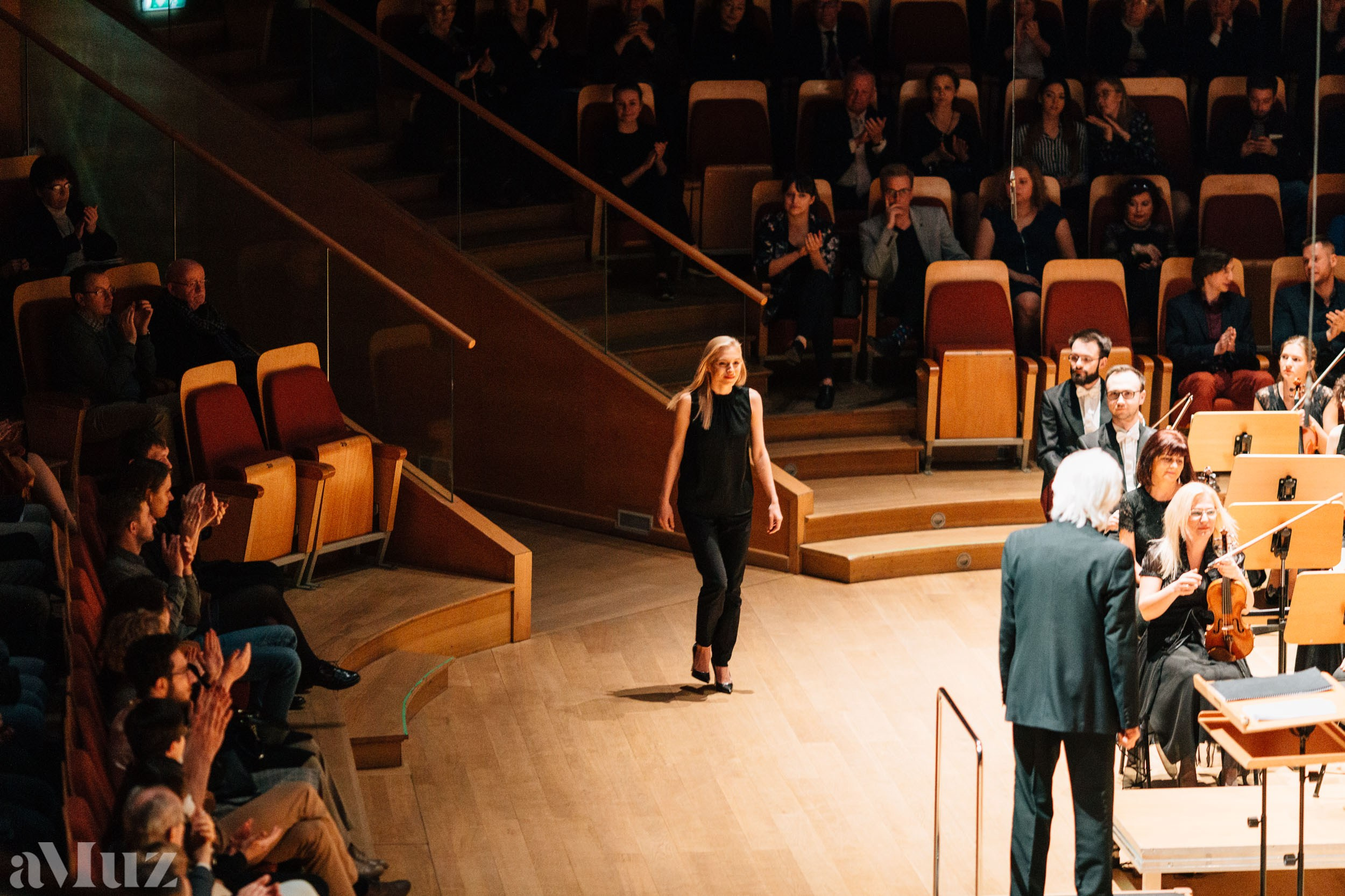 Filharmonia Bałtycka. Fotograf Ślubny Warszawa - Sesje Biznesowe Rodzinne Eventy