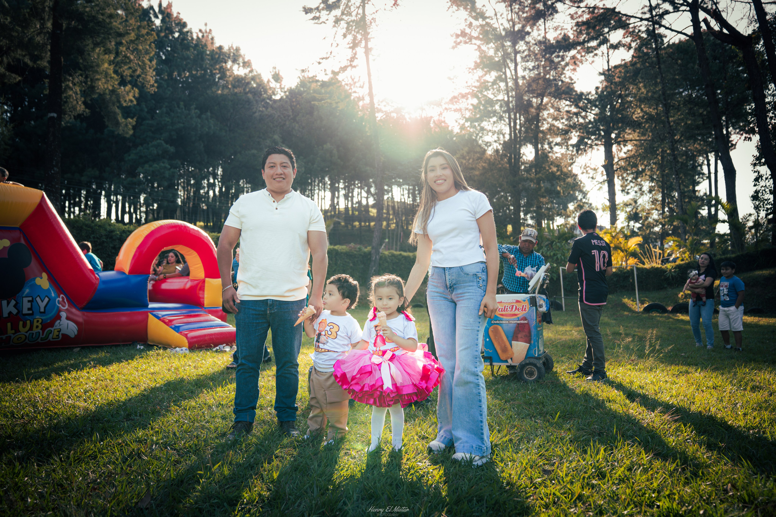 Henry Elmister fotógrafo de alta Verapaz Guatemala