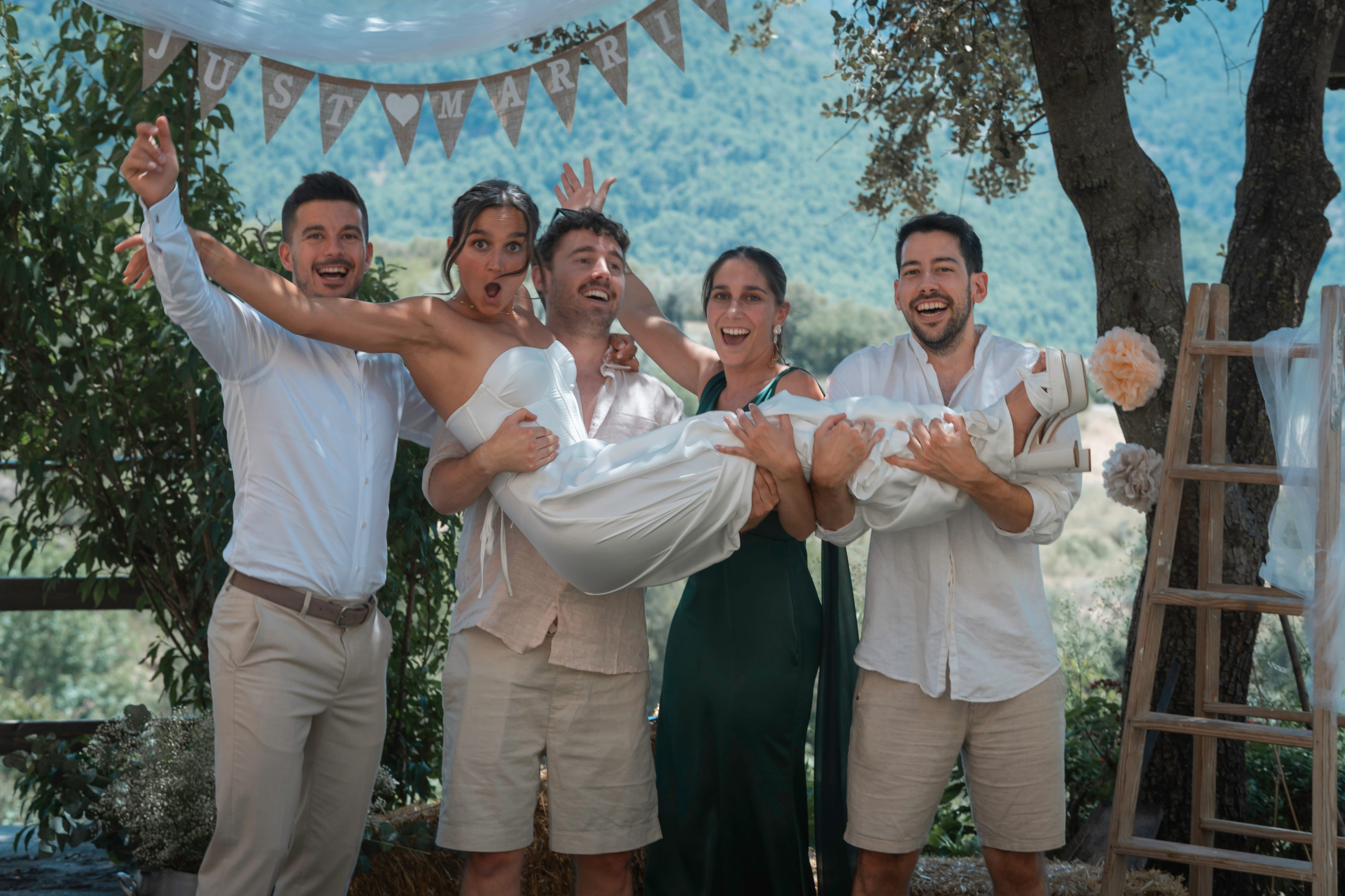 Boda Marta&Adil. Fotógrafa y videógrafa en Lleida y Pirineos | Alba del Norte Studio