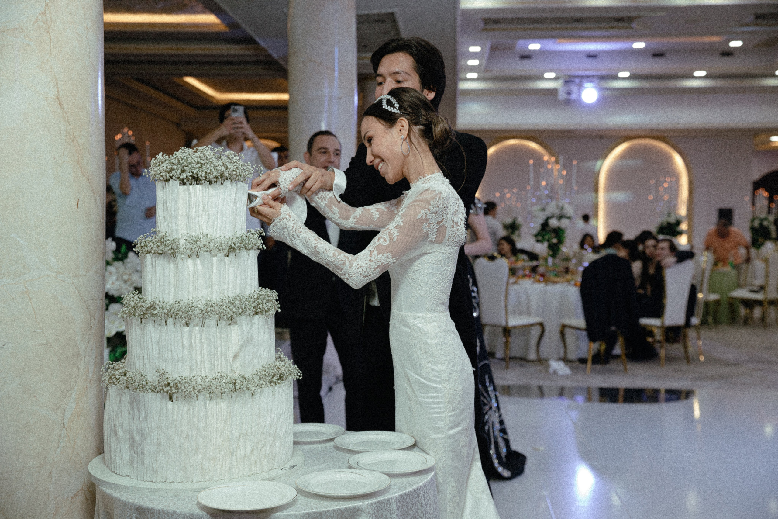 Botir & Zukhra. Главная