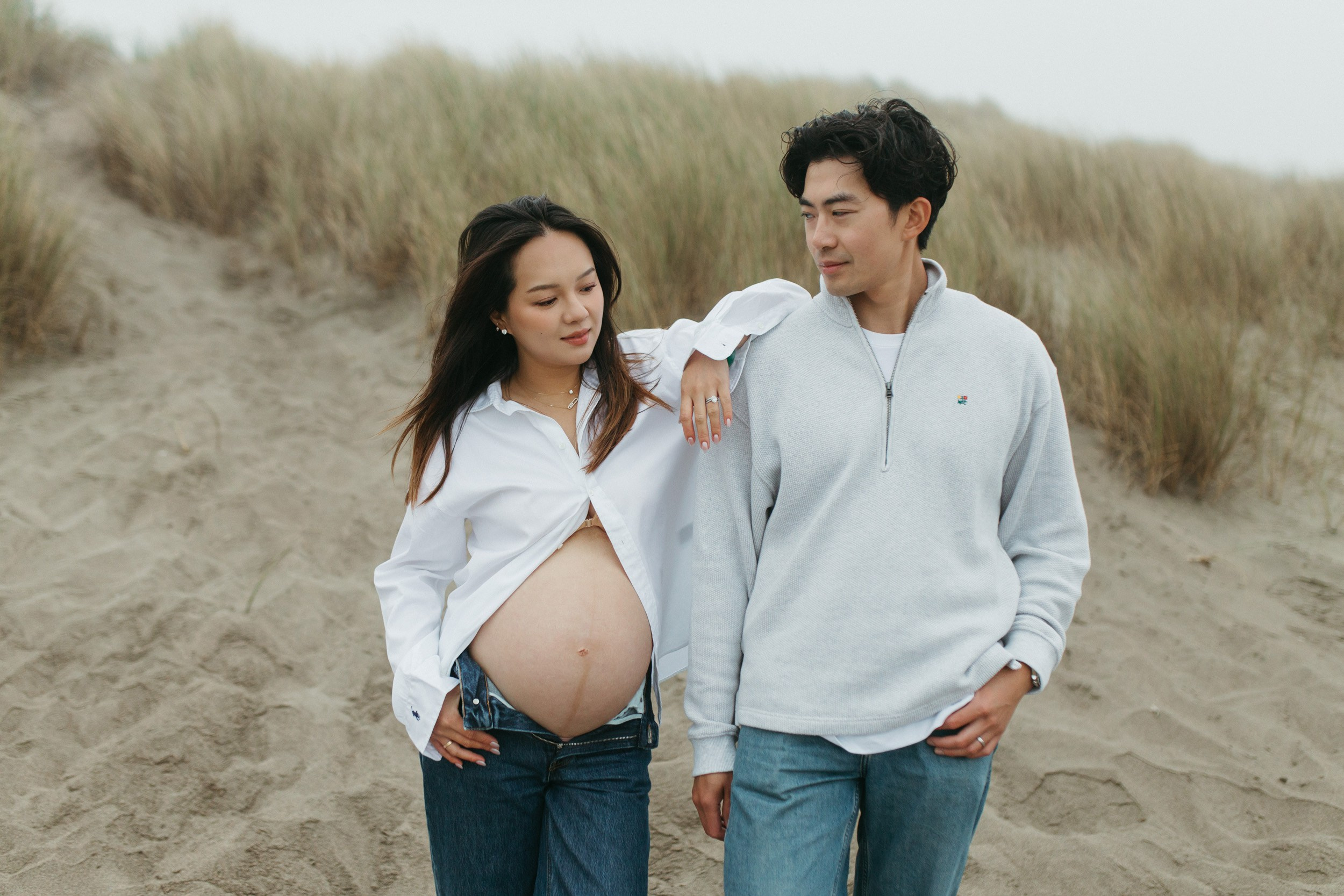 Ocean Beach Maternity Photography | San Francisco Fog Session. Maternity, newborn photographer in the Bay Area|Iryna Rakivnenko