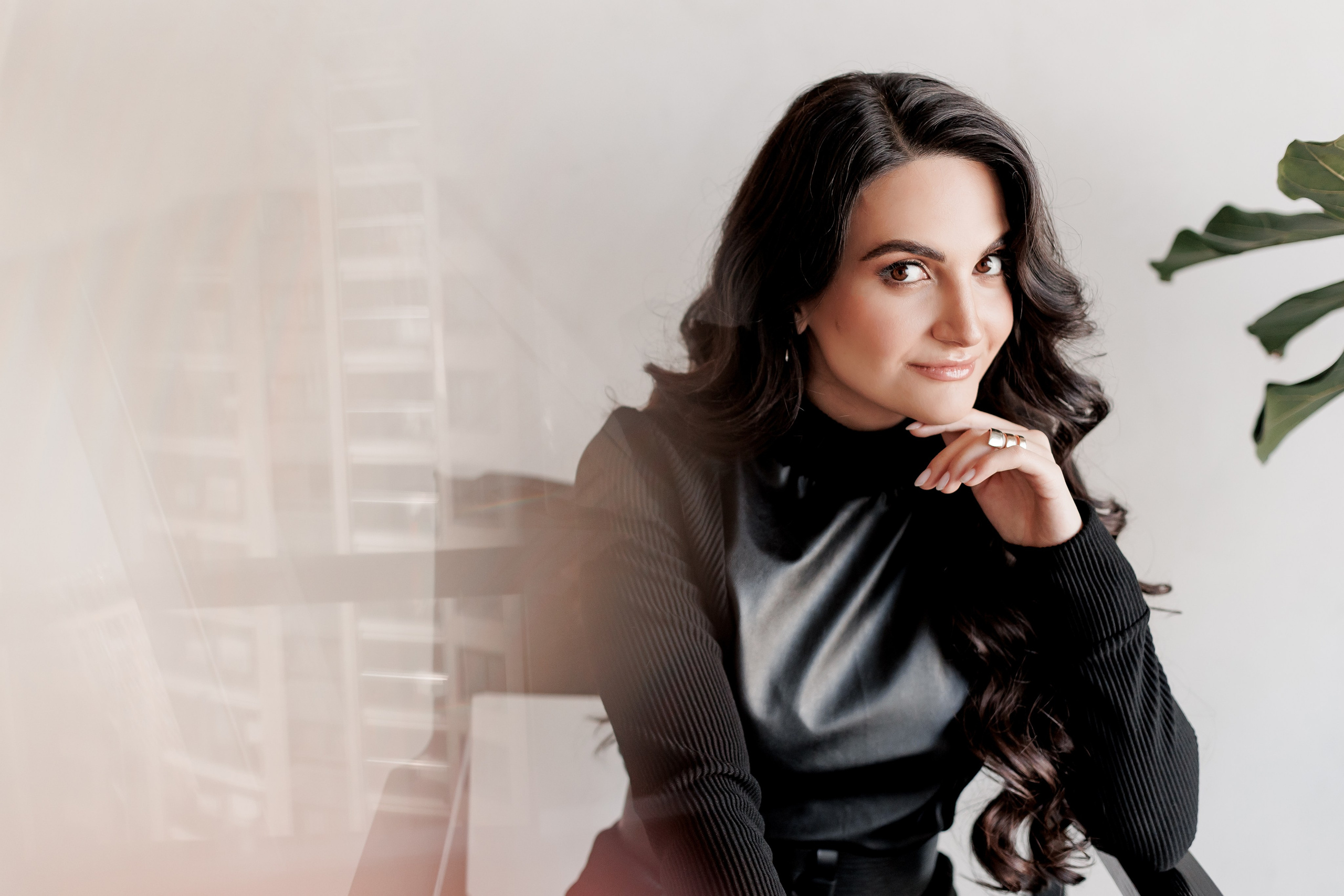 Gretta. Wedding and Family Photograph