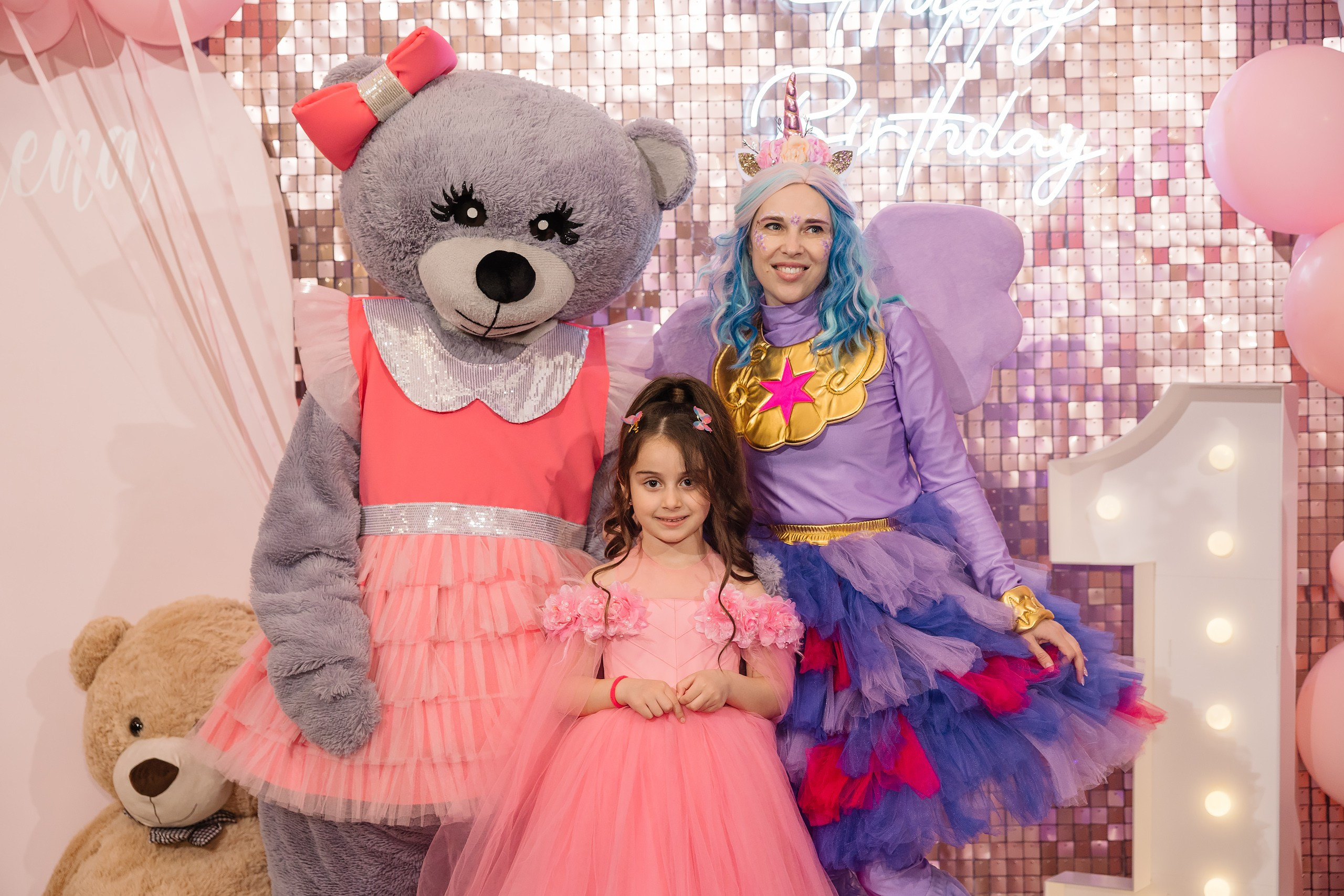 04.13.2025 First birthday. Wedding family event photographer in Chicago Nick Yushevich