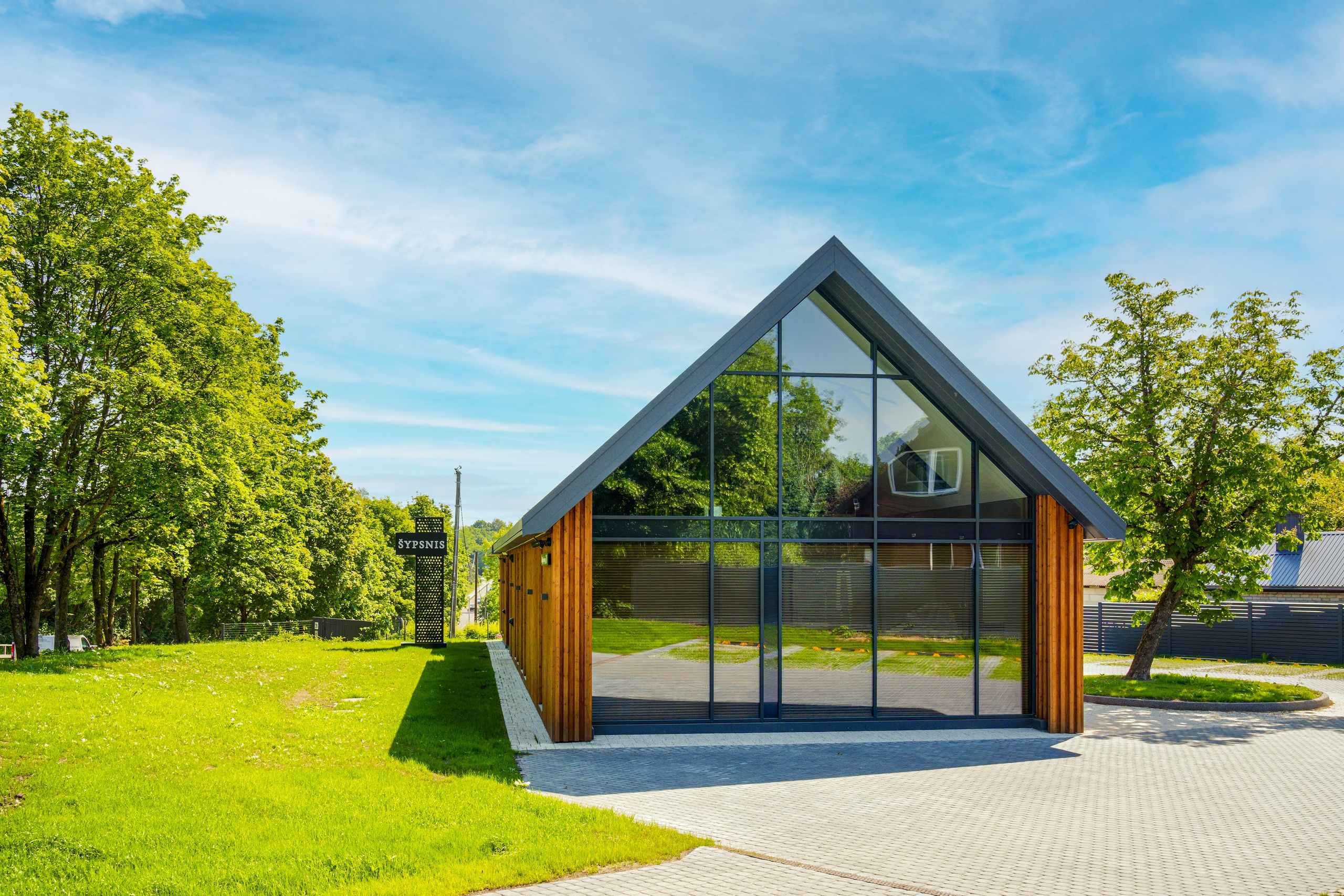 Žaliųjų ežerų g. 27. Elina Sapiega fotografė Vilniuje