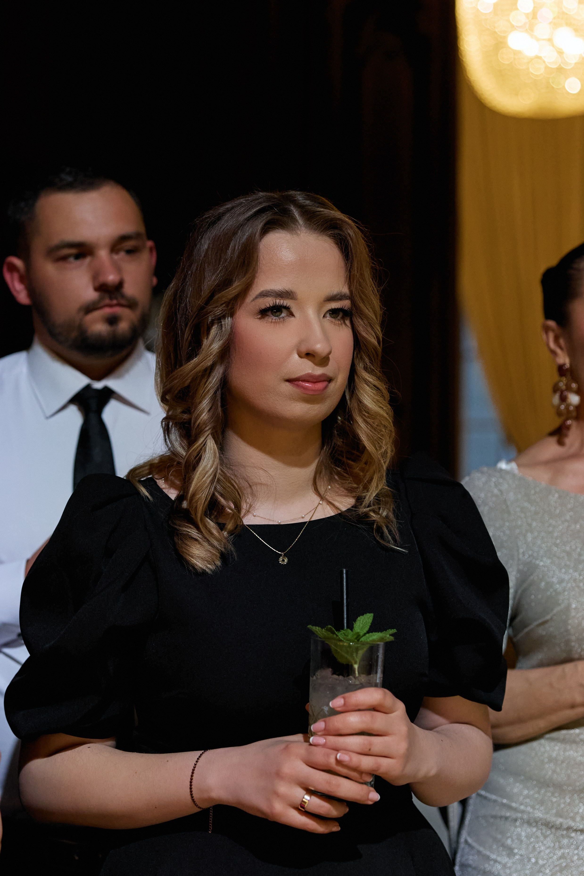 Wiktoria & Kacper. Pałac Goetz. Fotograf ślubny i rodzinny w Krakowie Yana Klymova