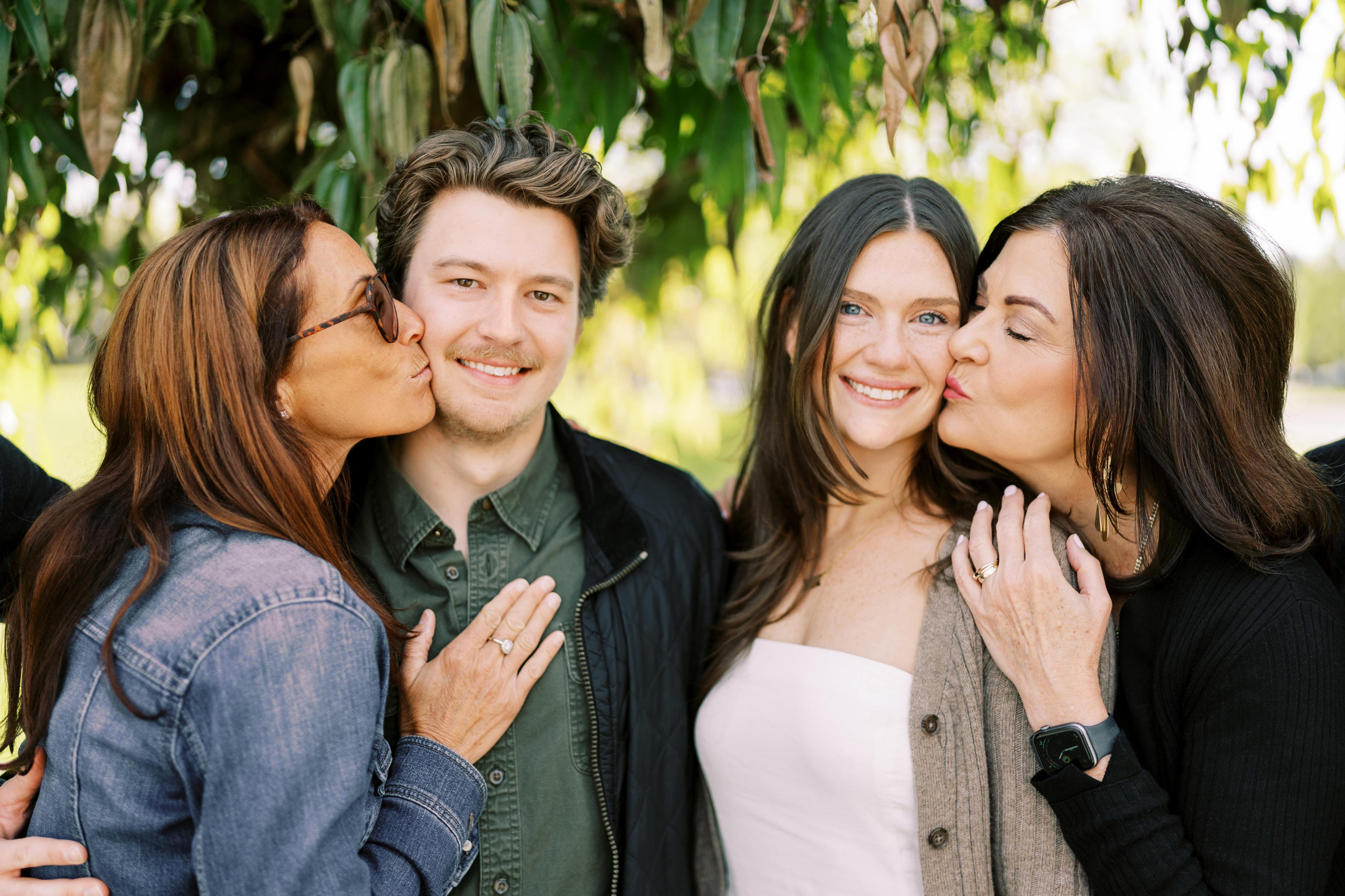 Engagement photo shoot Jake & Caroline / May 2024. Marina Park|Kirkland, WA. EVAN ARISTOV WEDDING PHOTOGRAPHY — Seattle Wedding Photographer