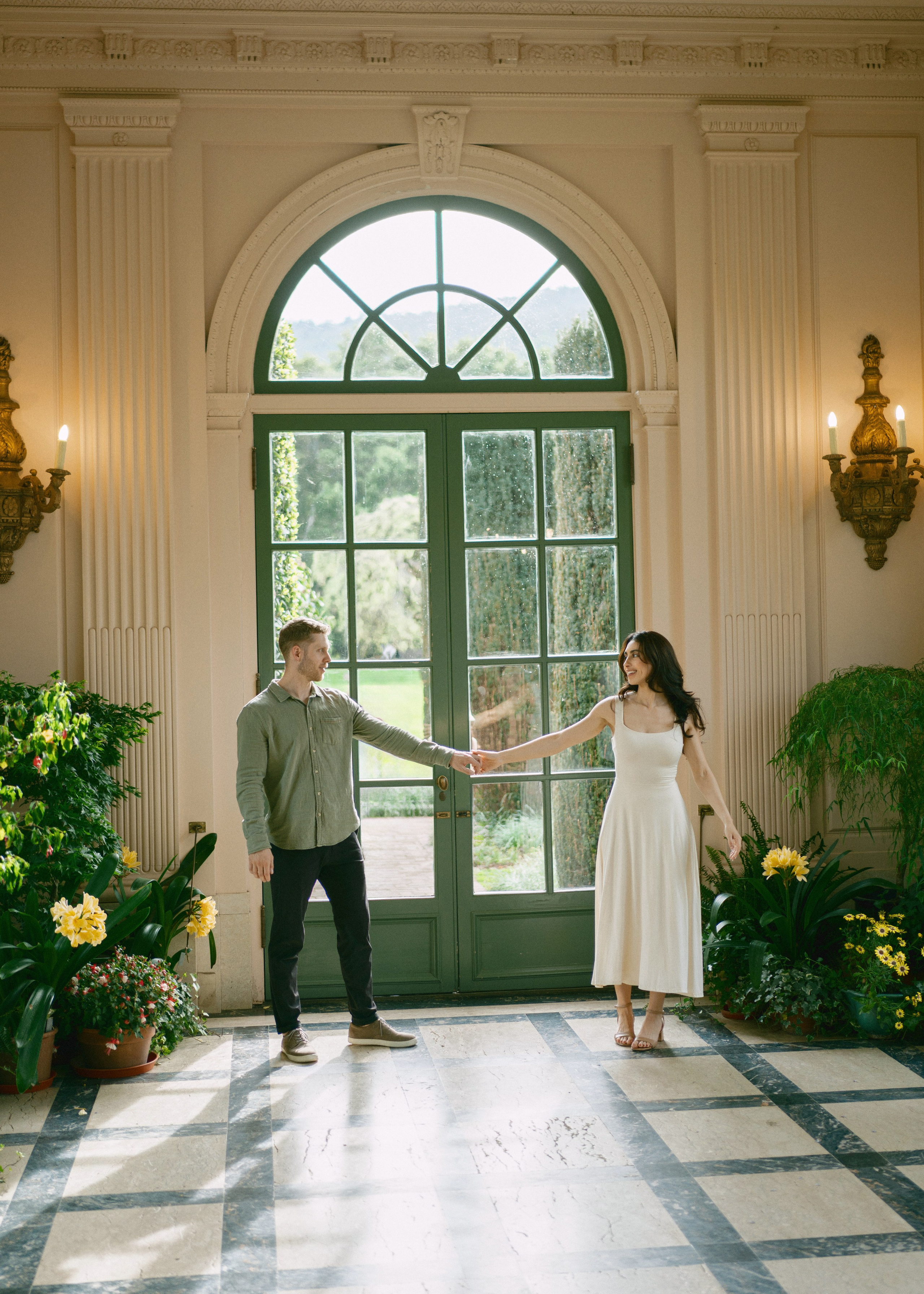 Engagement at Filoli Historic House & World-Class Garden. Wedding Photography & Videography Team in California, Los Angeles, San Francisco, San Diego and Travel
