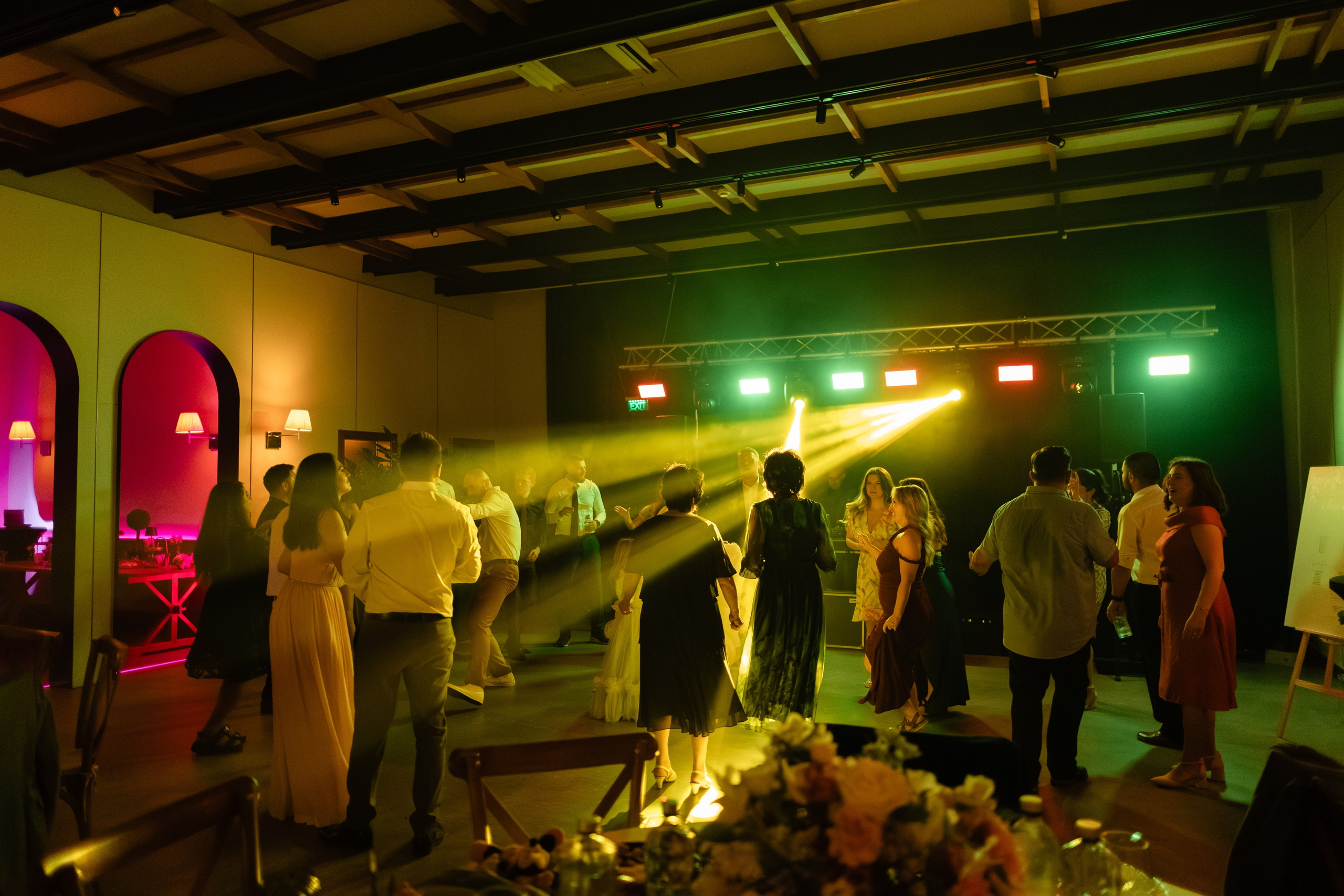 Flori & Cosmin. Main