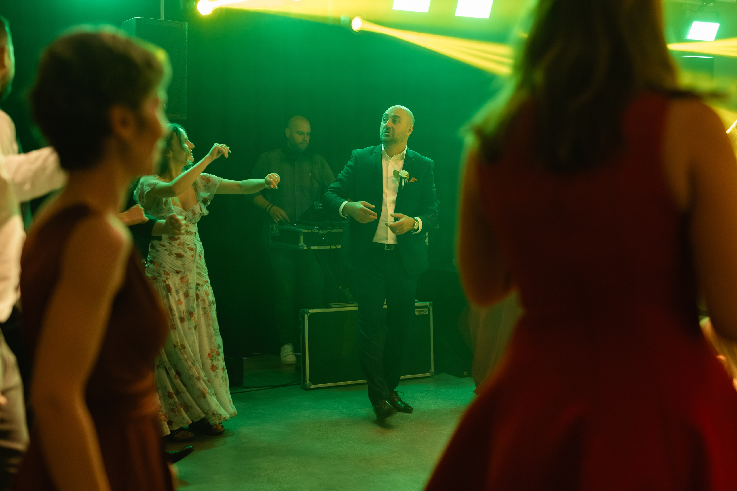 Flori & Cosmin. Main