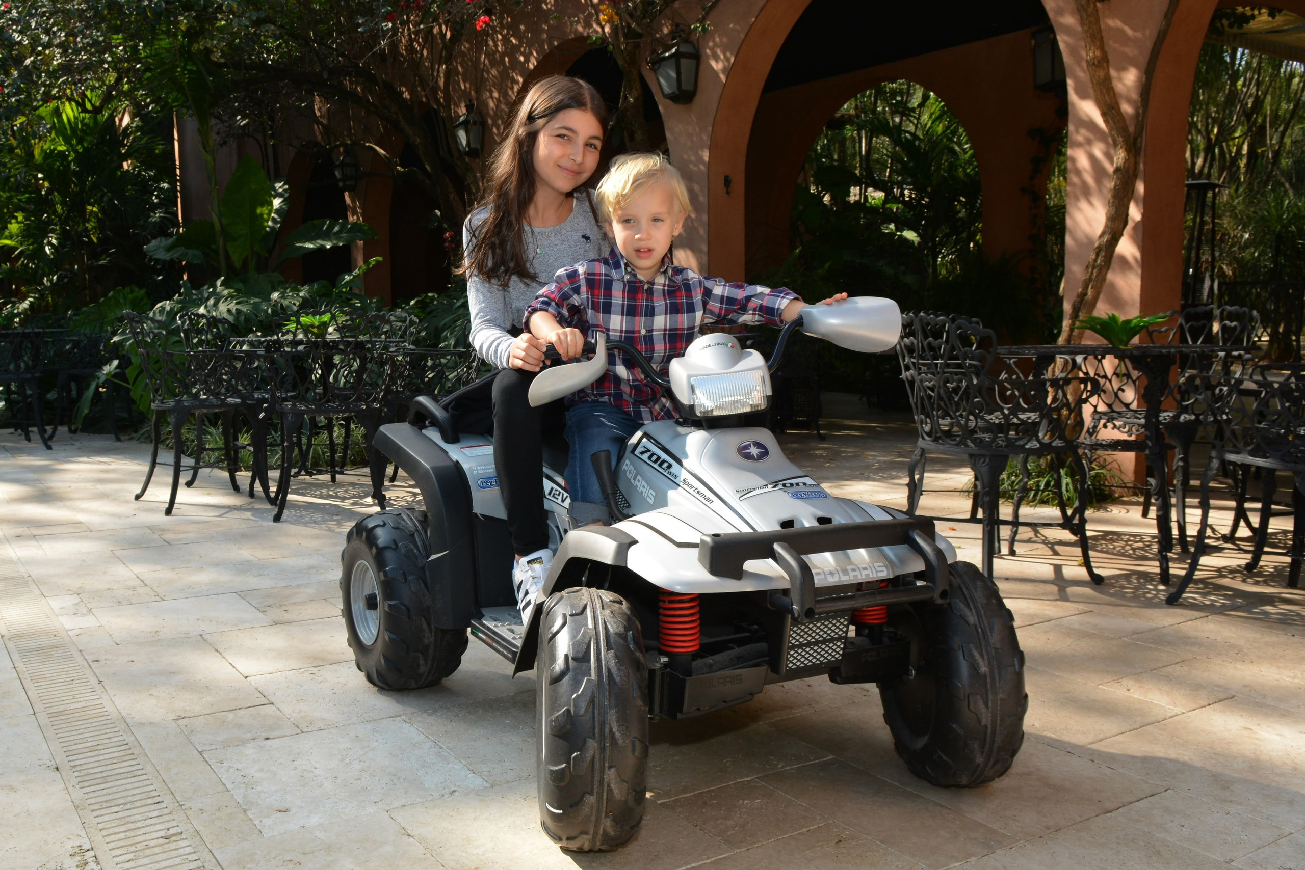 Felipe e Gustavo — 3 Anos. Rbfotoevideo