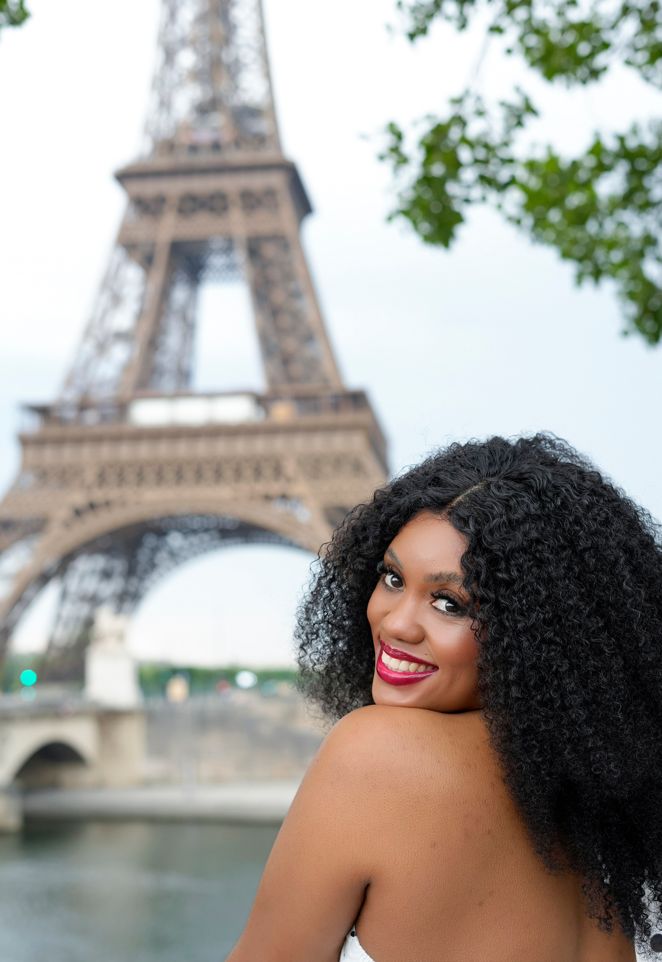 Portrait photo shoot in Paris. Alina Tagzieva- a photograper in Paris