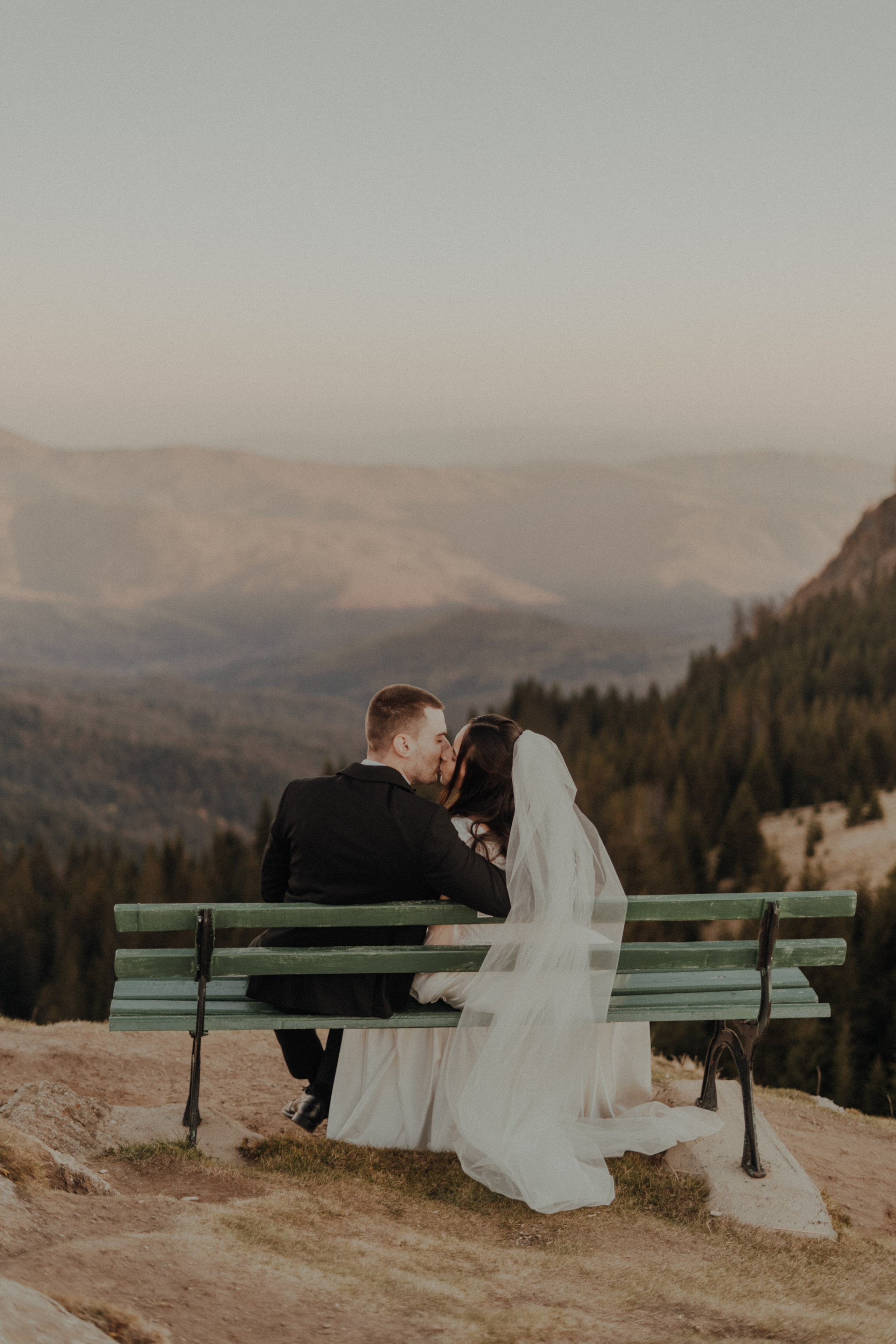 Trash the Dress- Andra & Andrei. Events photographer Paul Dafina