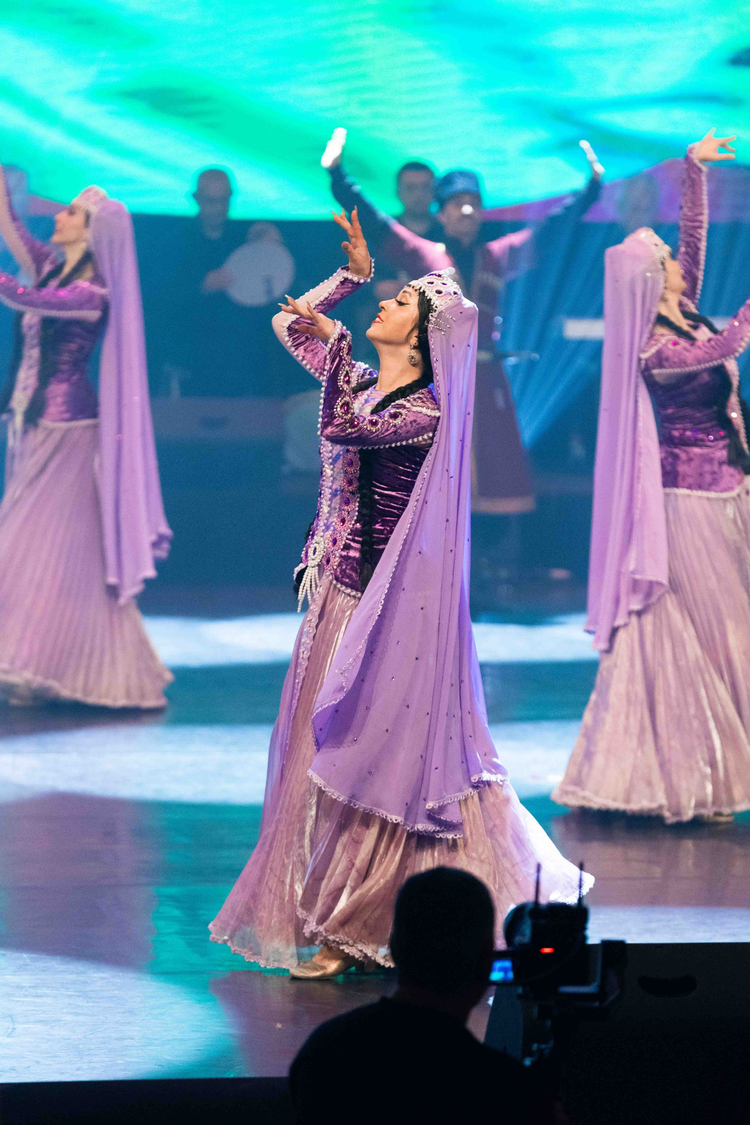 STATE DANCE ENSEMBLE. Wedding&Event photographer Ismail Rzayev in Baku