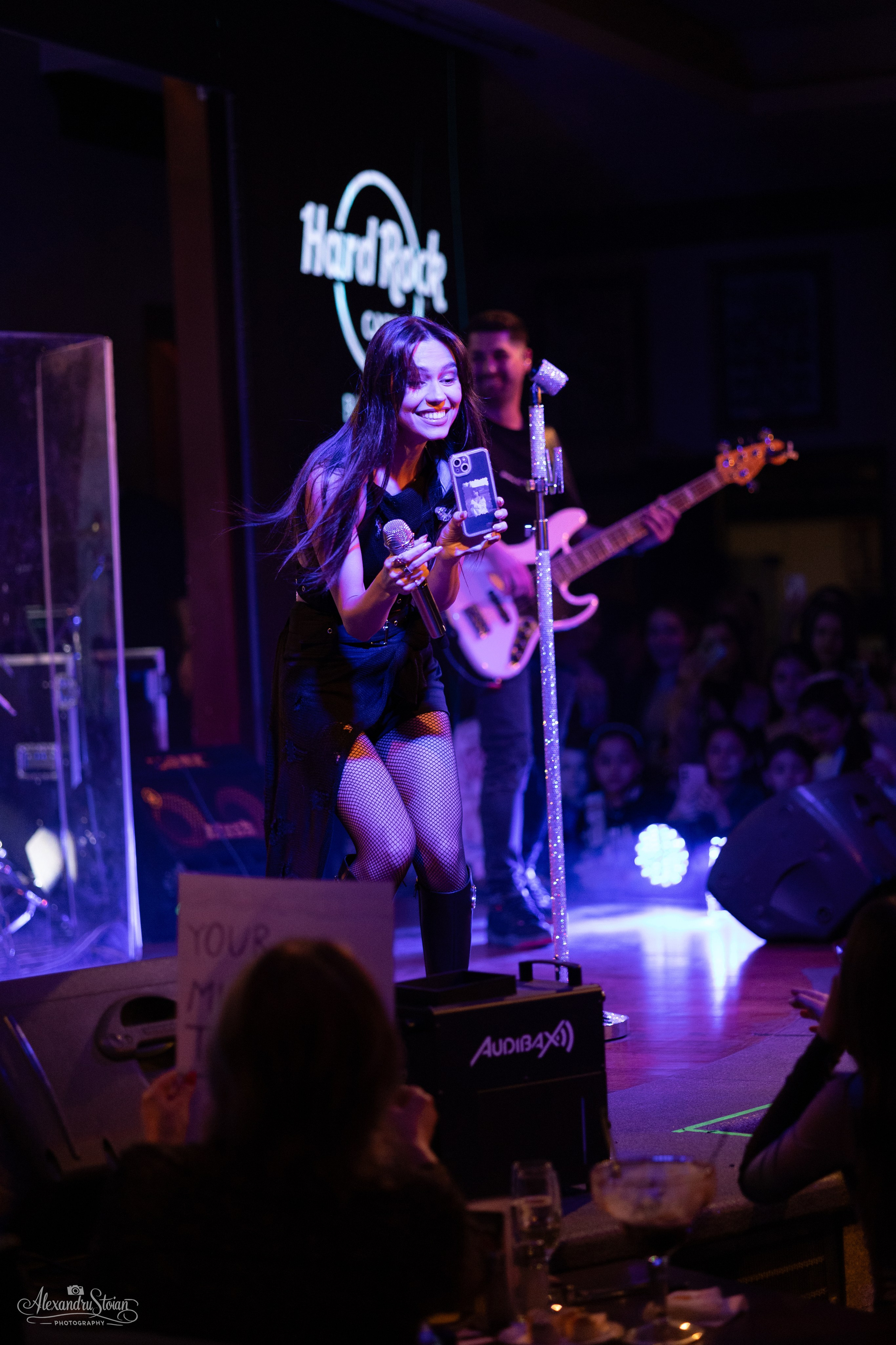 Mira — Hard Rock Cafe. Http://www.alexphoto.ro