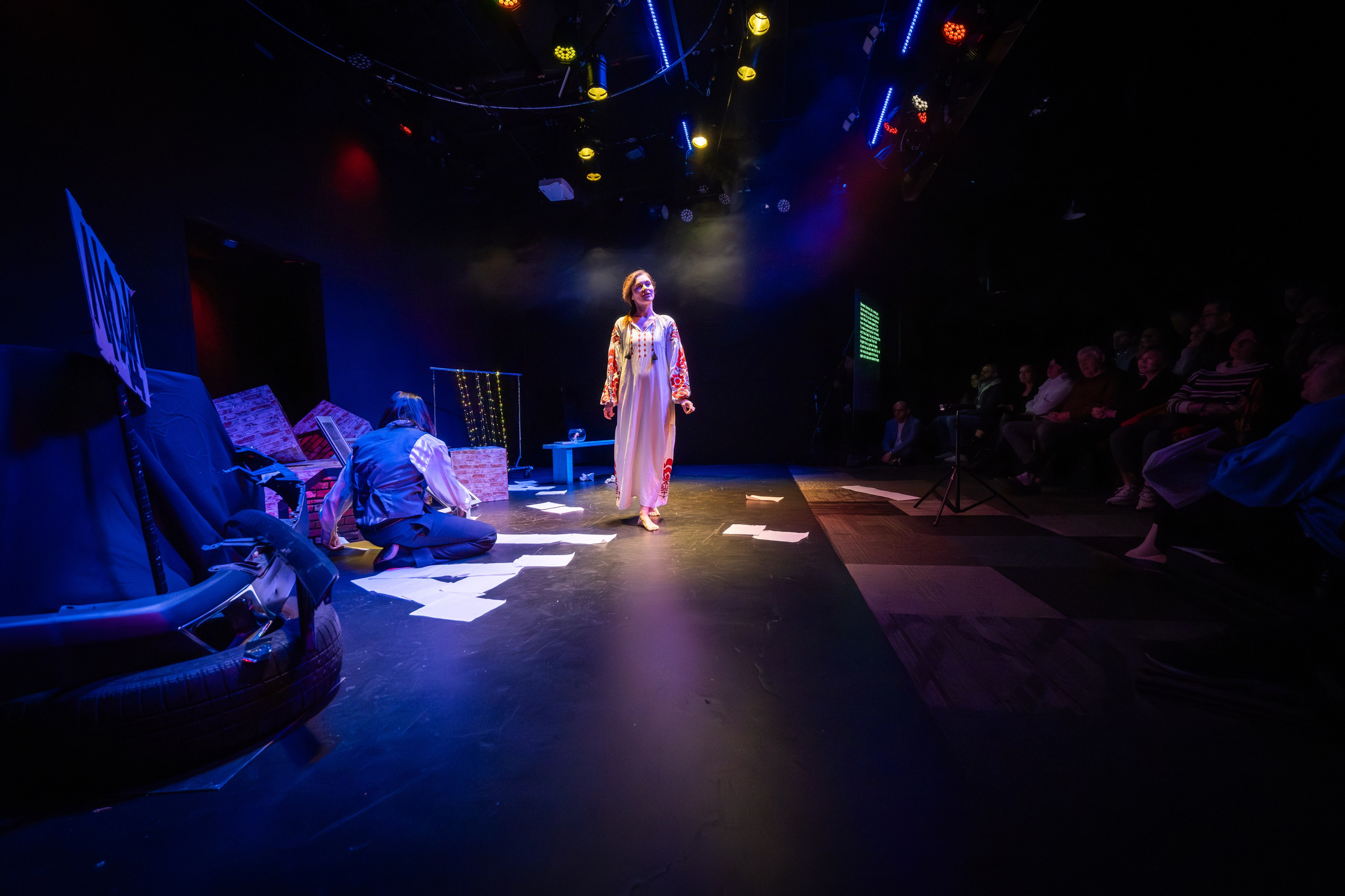 FISH DON'T CRY. Reportage concert portrait photography in the San Francisco Bay Area