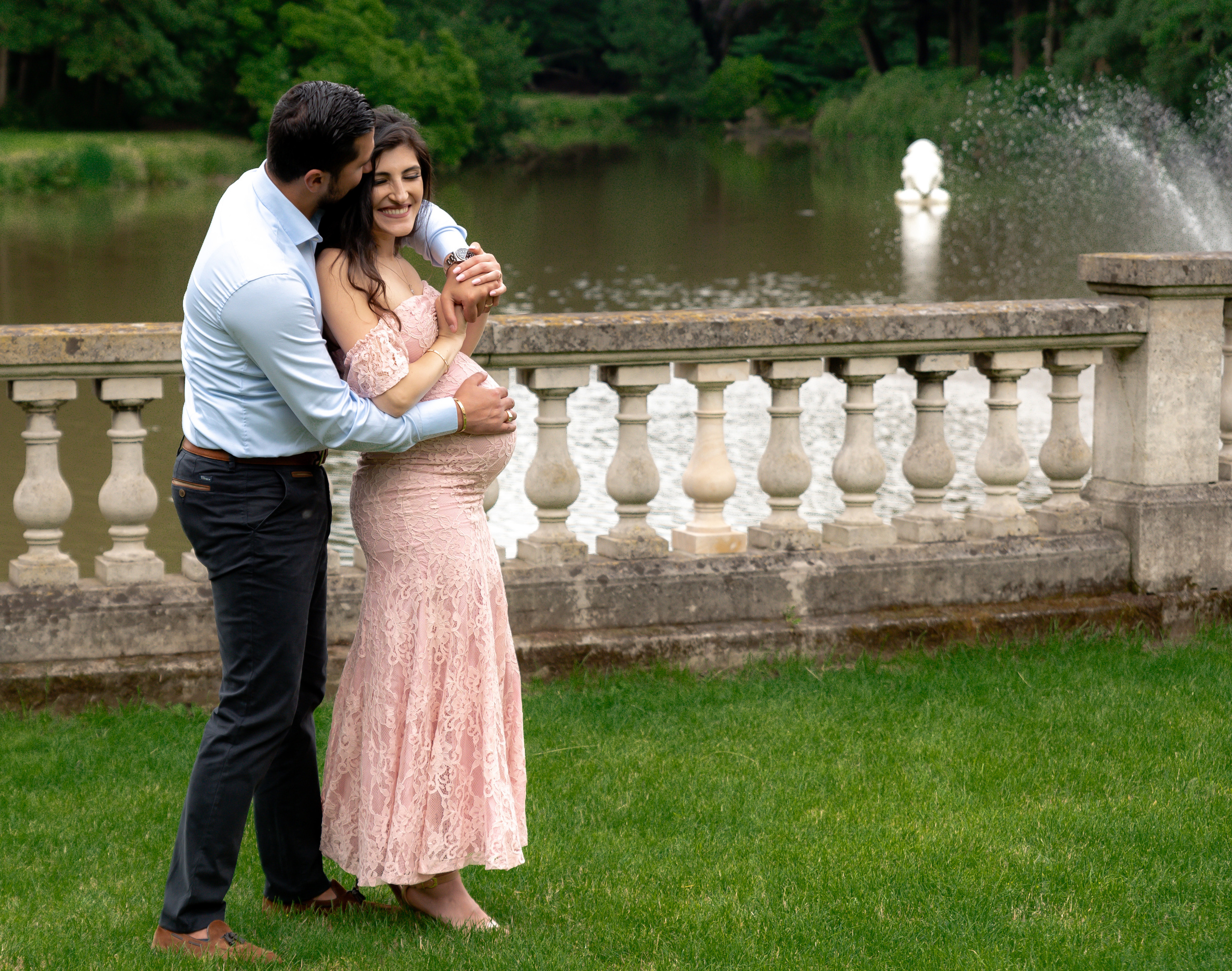 Pregnancy Photoshoot. Professional Photograher, Antwerpen/Belgium