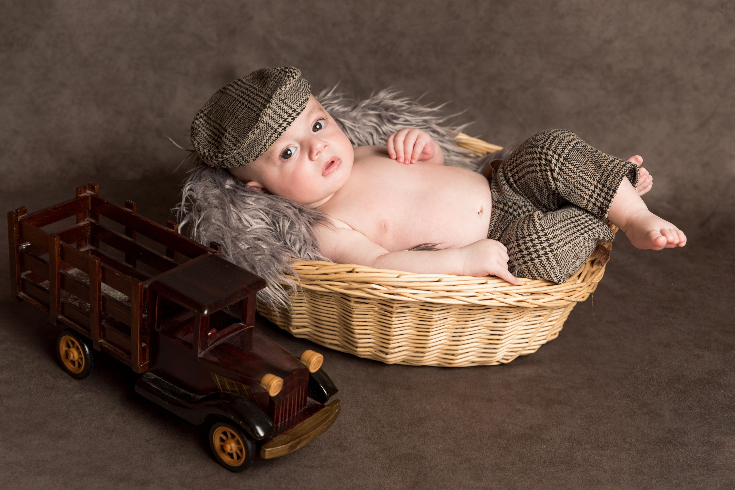 Newborn Photoshoot. Professional Photograher, Antwerpen/Belgium