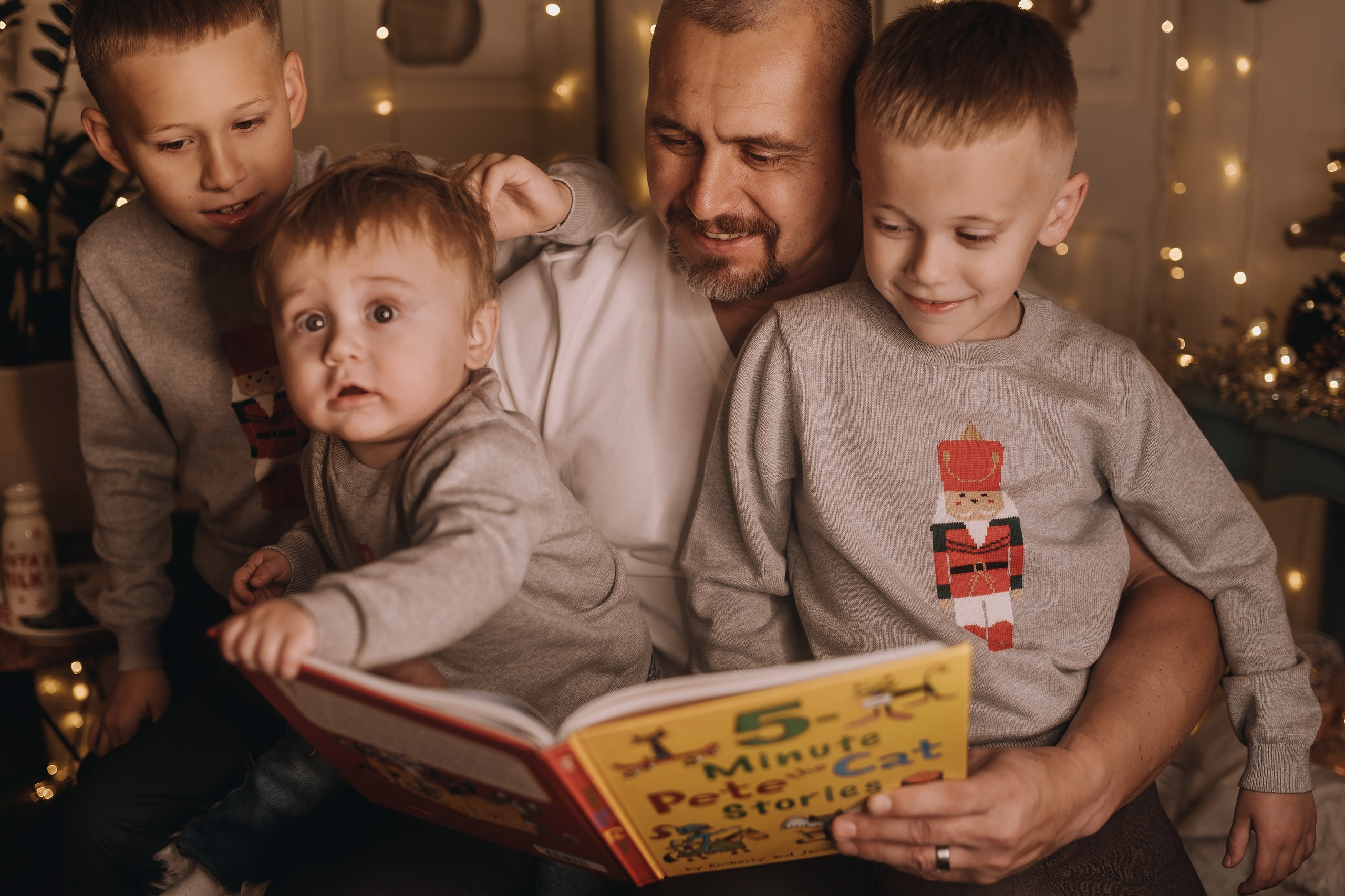 26.11.2023 Christmas Photoshoot. Wedding family event photographer in Chicago Nick Yushevich