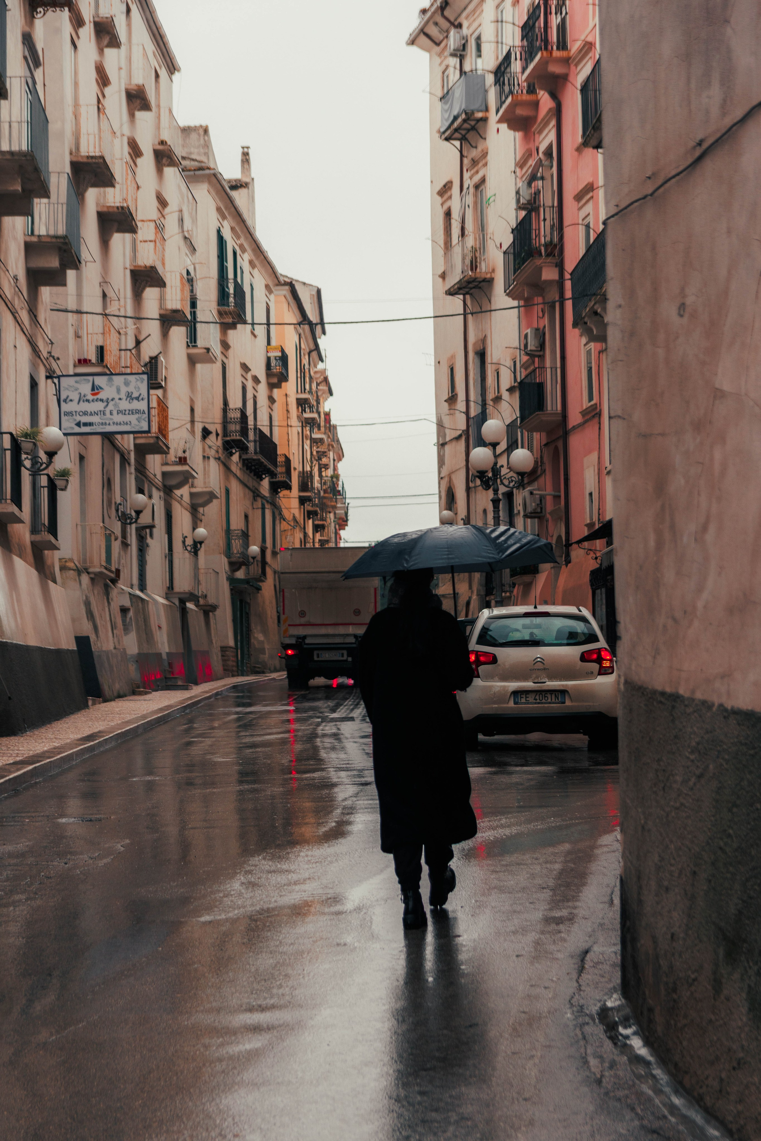 Street. Portrait and Street photographer in Vilnius Edgar Shaipunas