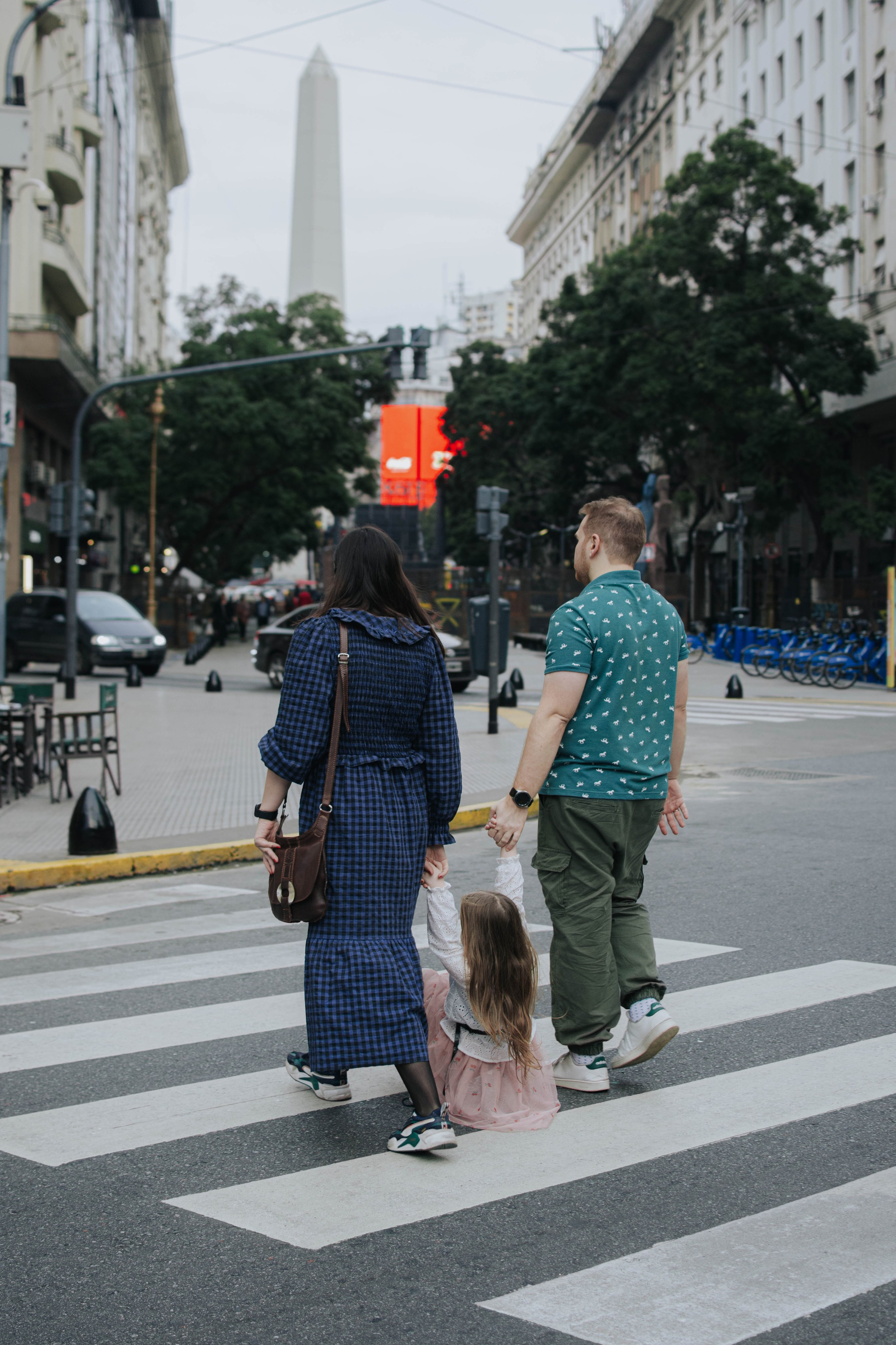 Photographer’s fam. Photographer @elmirkami in the city of Buenos Aires