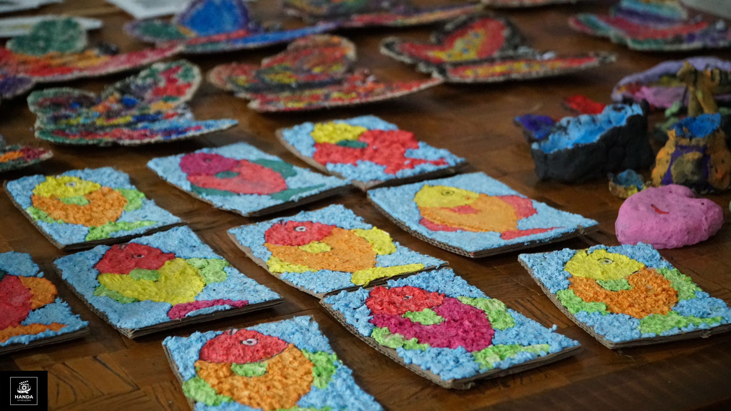 Noite autógrafos colégio Aurélio Buarque de Holanda. Handa Produções