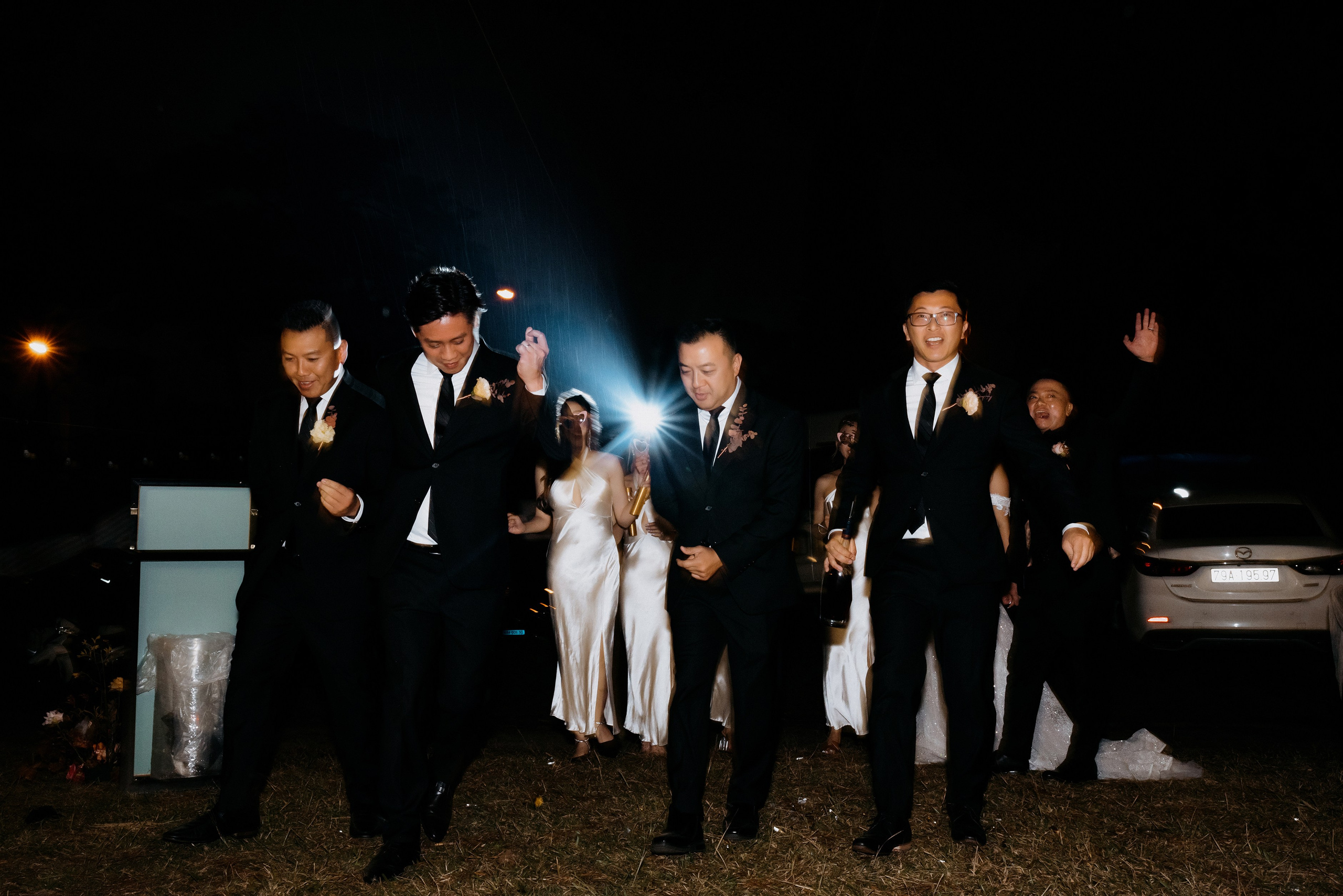 JESSE & MIMI / Destination wedding. Nhiếp ảnh gia đám cưới hàng đầu tại Thành Phố Hồ Chí Minh
