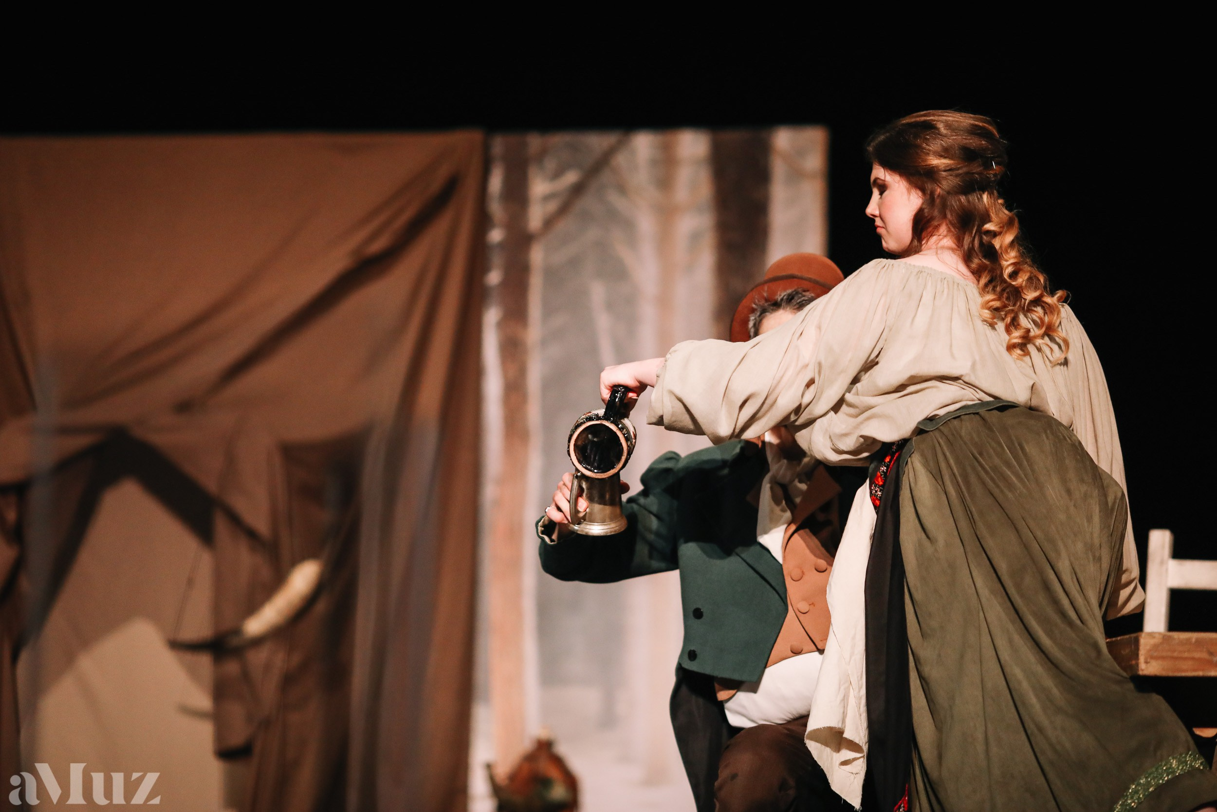 Opera Łąkowa. Fotograf Ślubny Warszawa - Sesje Biznesowe Rodzinne Eventy