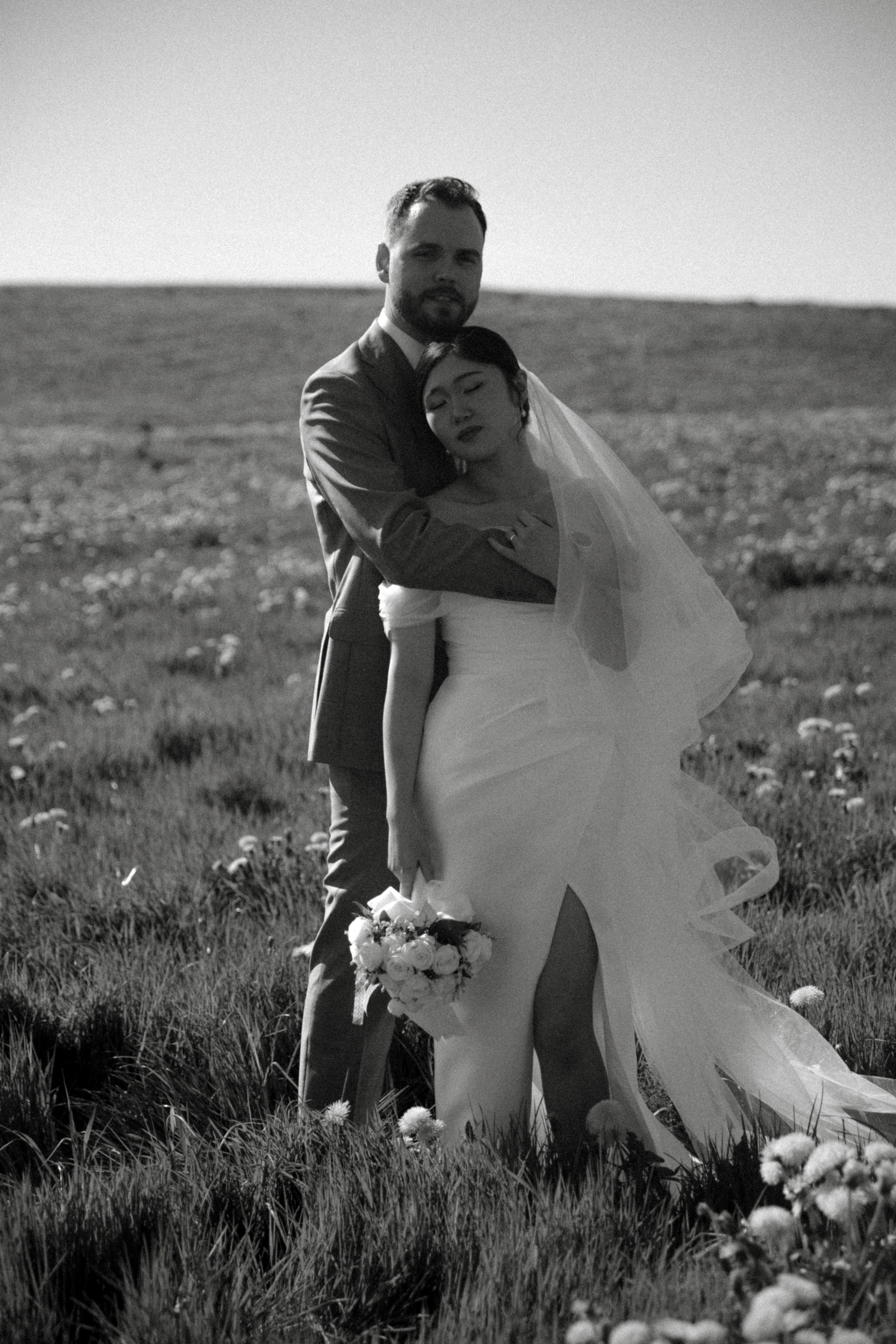 The two of us. Warm family & Wedding stories