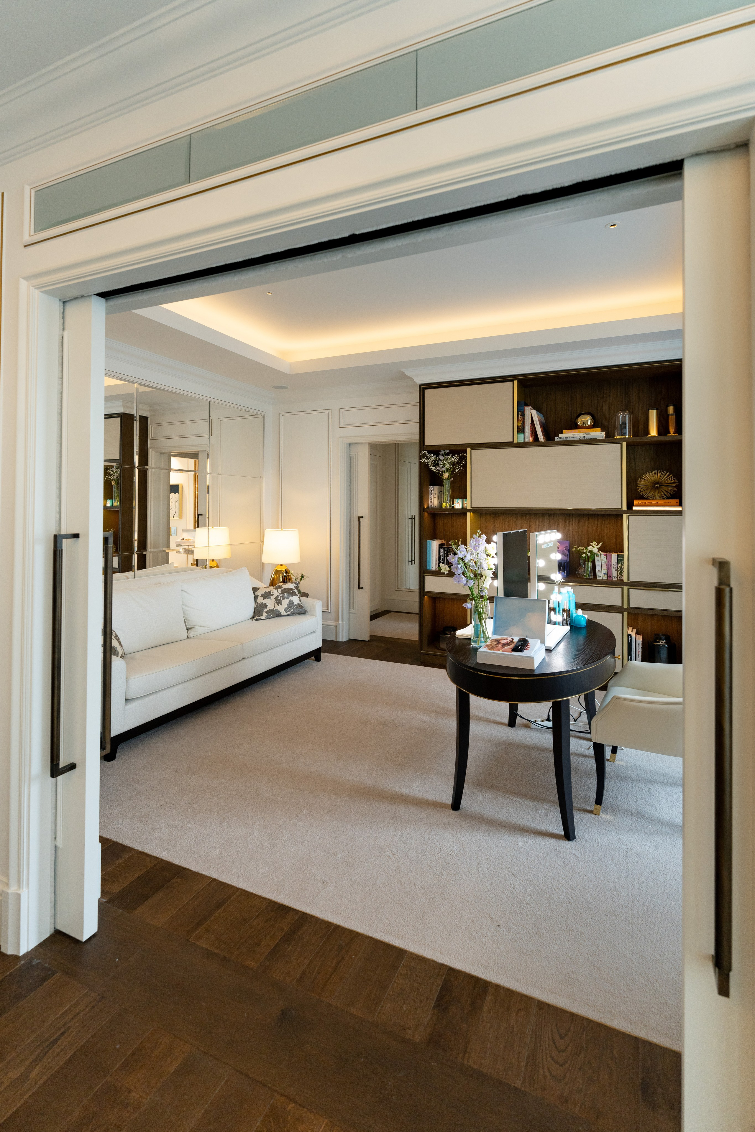 Fotografie Imobiliară Profesională | Birouri & Spații. Fotograf Corporate Business