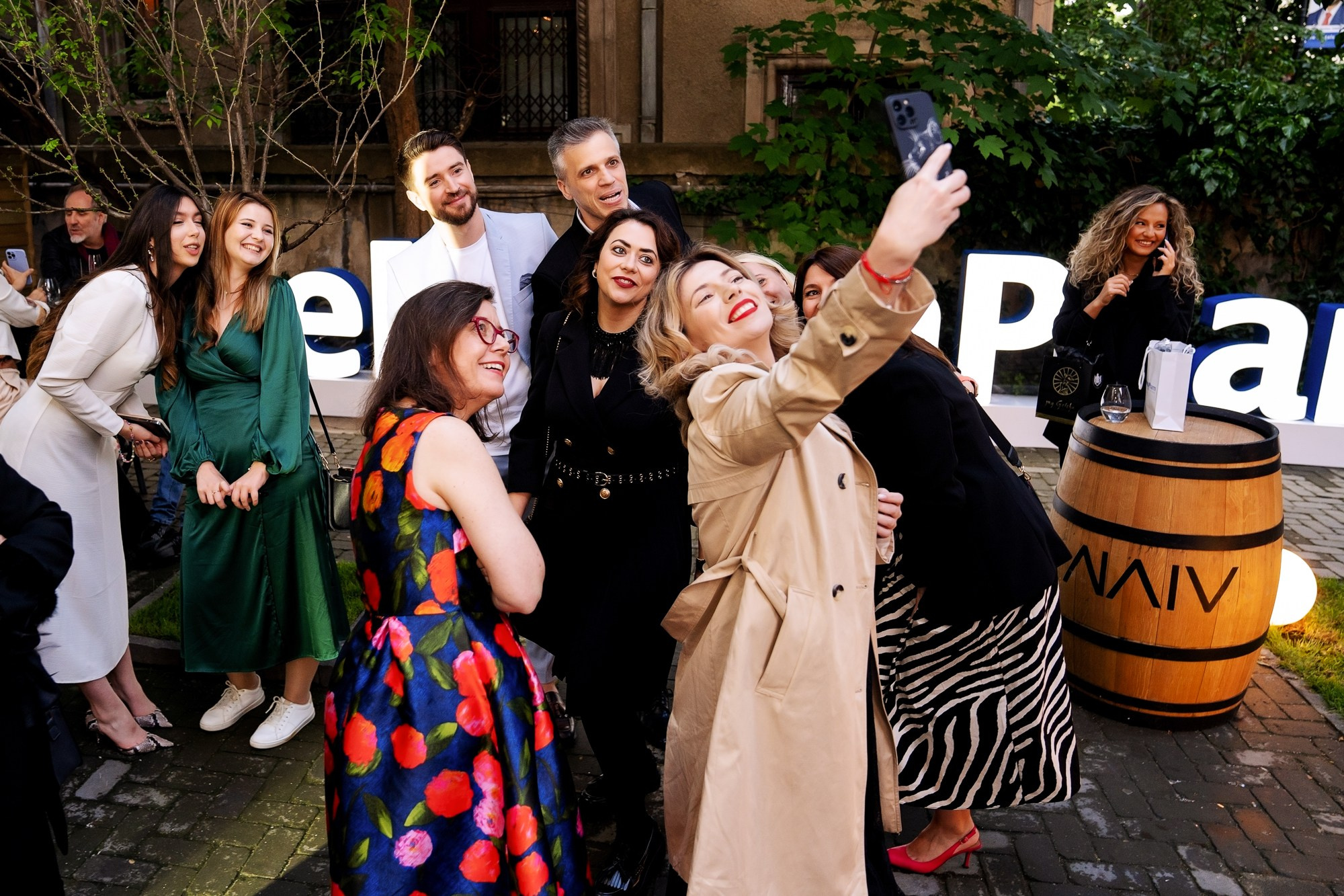 Fotografie Corporate Specializat in Lansări Produs si Serviciu. Fotograf Corporate Business