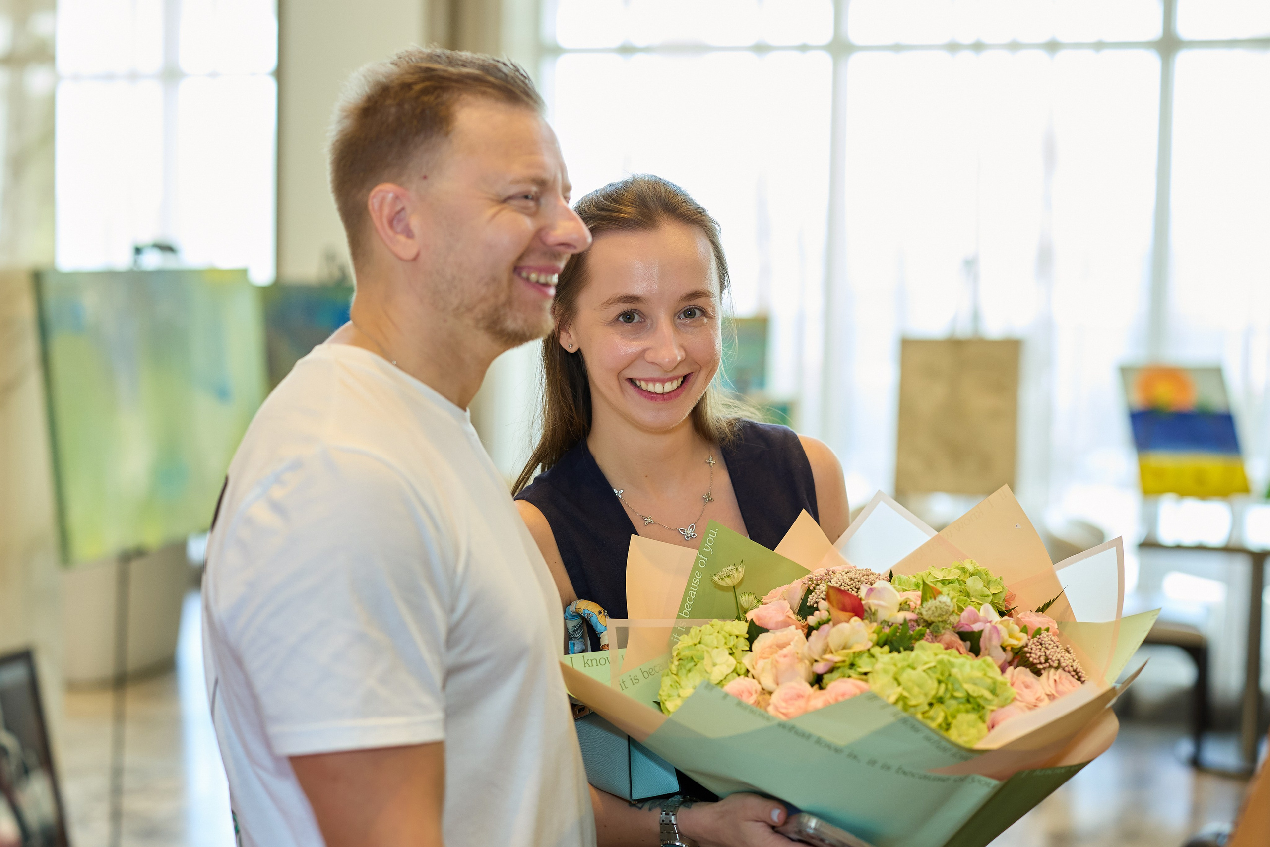 Авторская благотворительная художественная выставка Дианы Бортник. Фотограф Юлия Маковеева