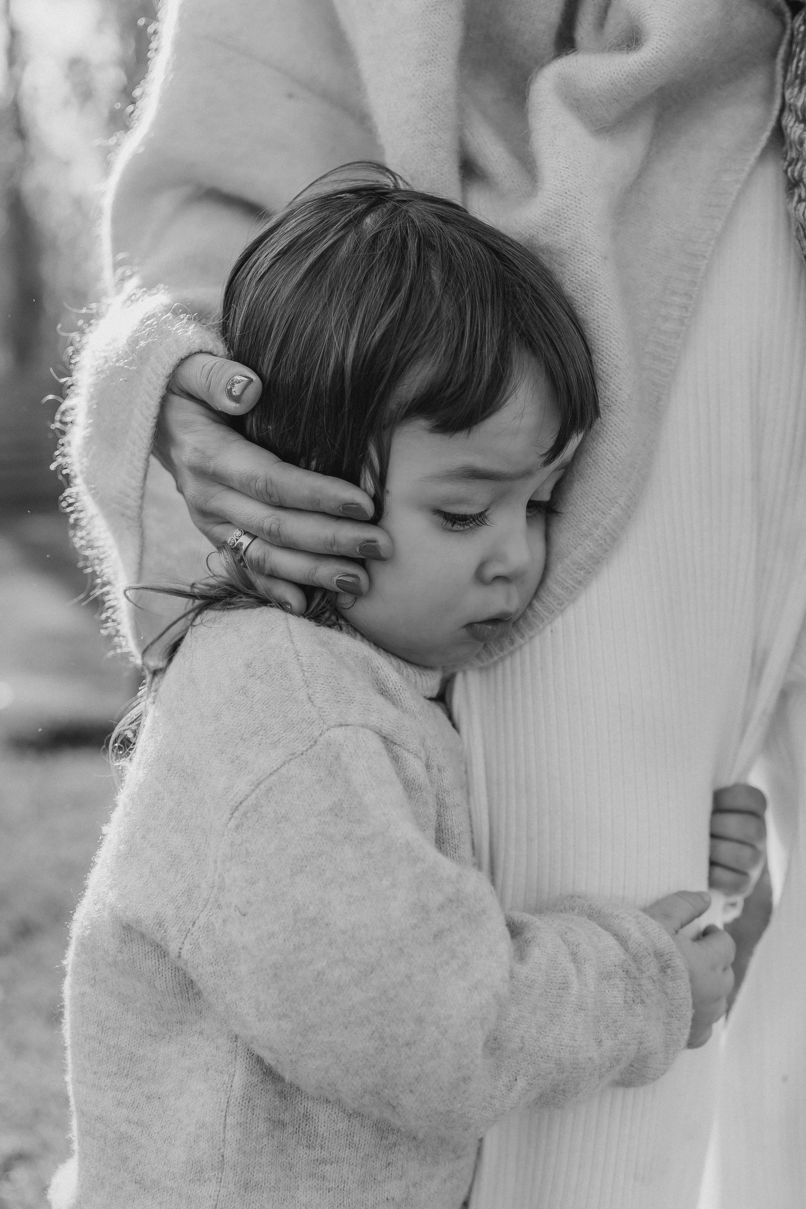 Sesión de fotos familiar en casa — Momentos reales y acogedores. Photographer in Santiago, Chile Anna Almazova