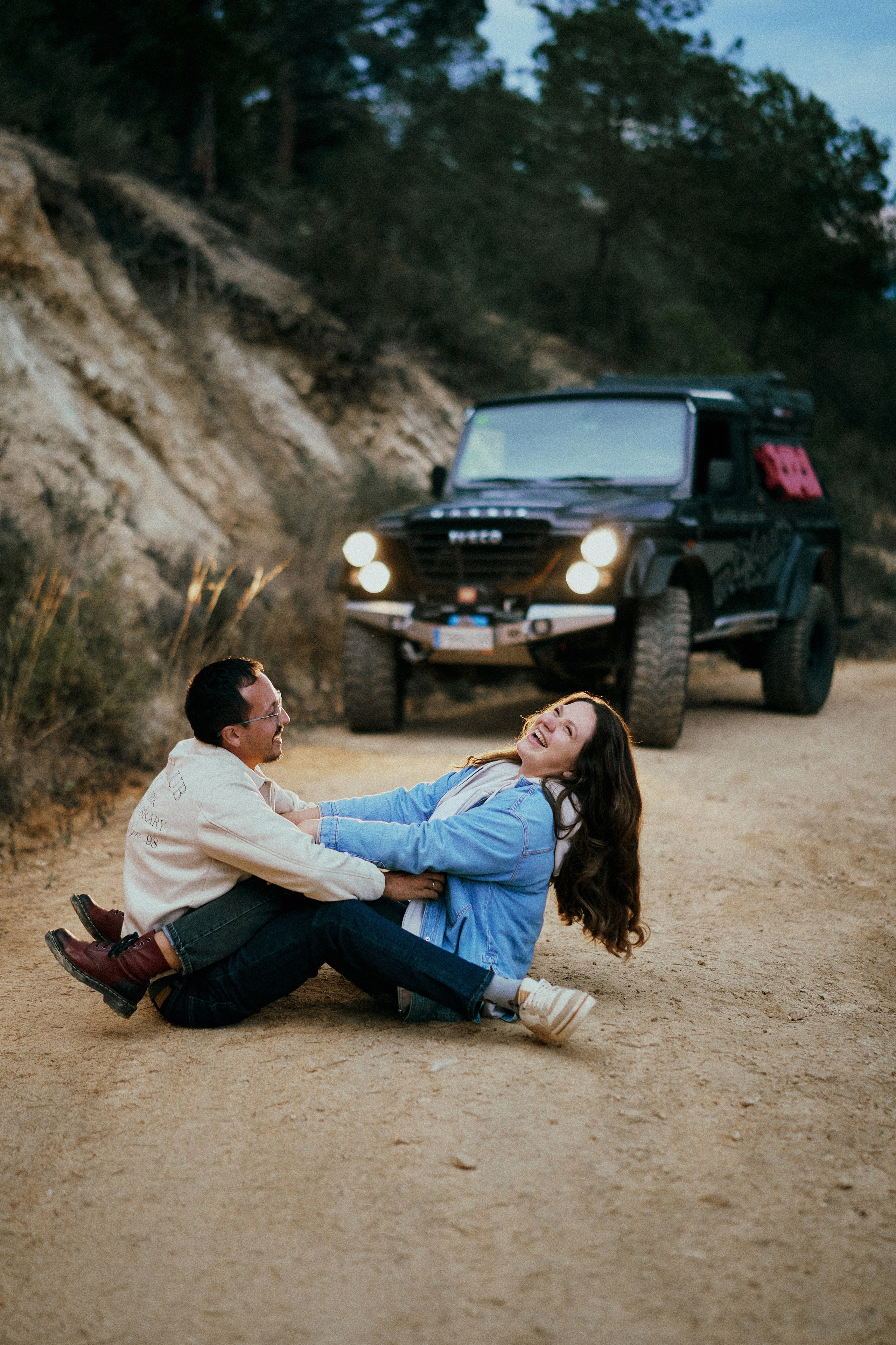 Луис и Лена. Машина. Фотограф в Барселоне Жанна Захарченко