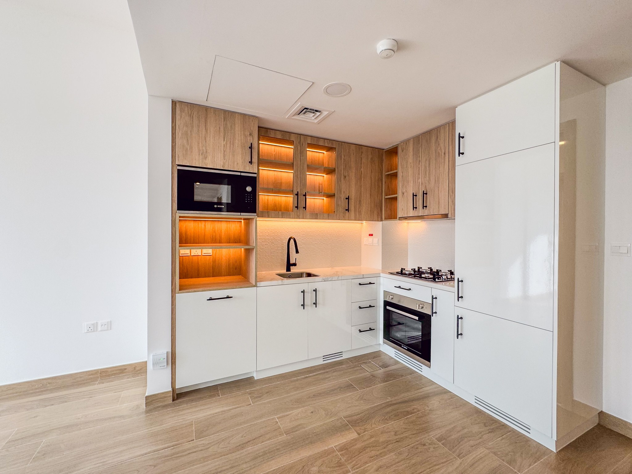 TownSquare. Zakhar Leshkov Photo