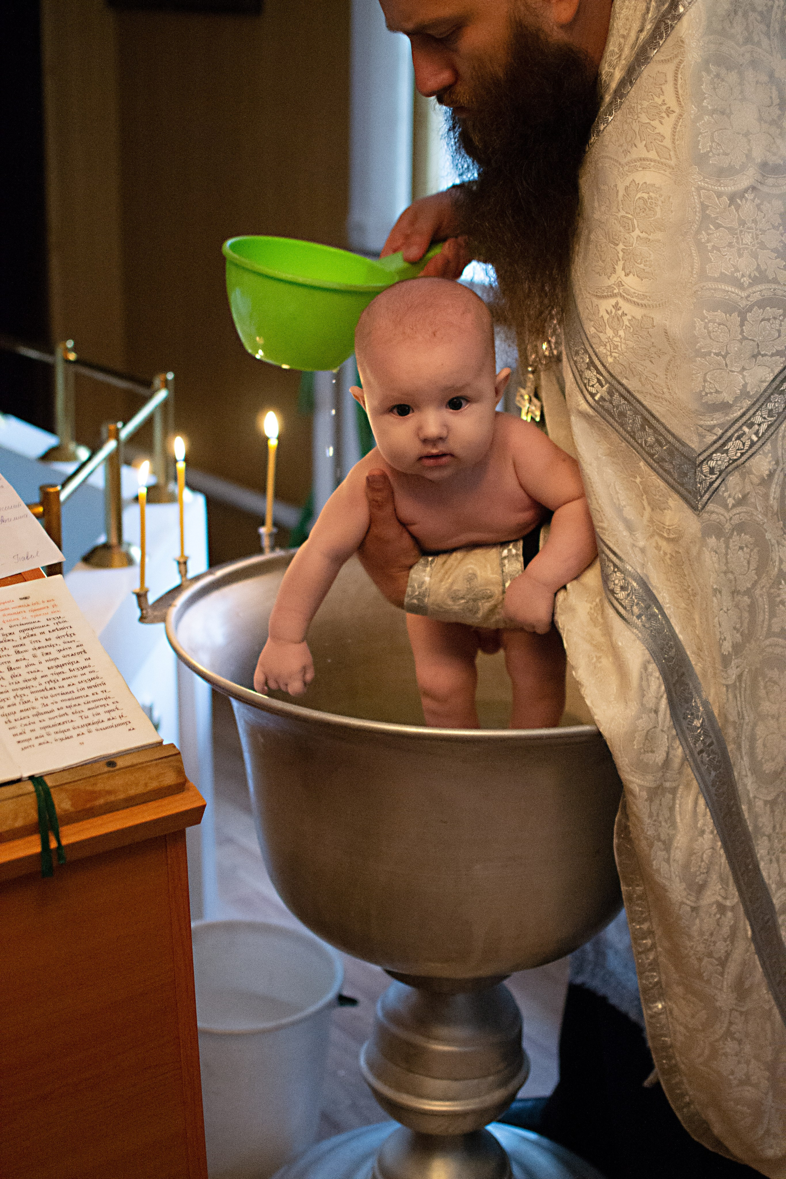 Таинство крещения. Фотограф новорожденных в Темиртау и Караганде Любовь Жукова newborn