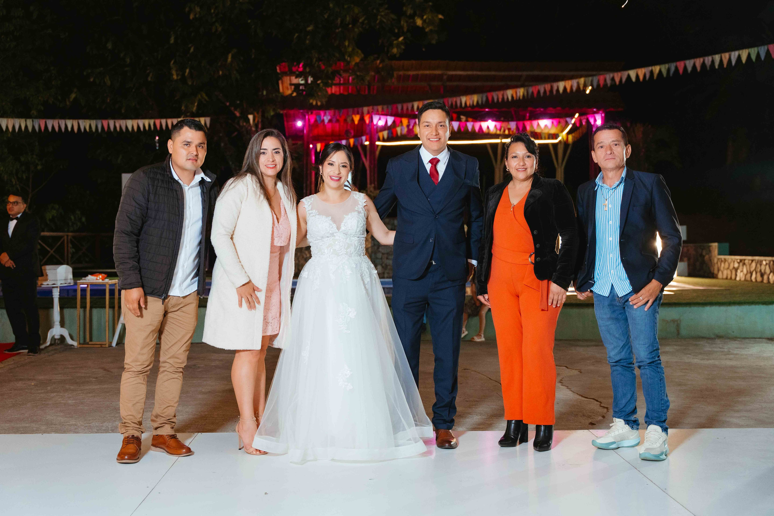 Jennifer y Vladimir. Fotógrafo de bodas en Loja Ecuador | Piero Alvarez PH