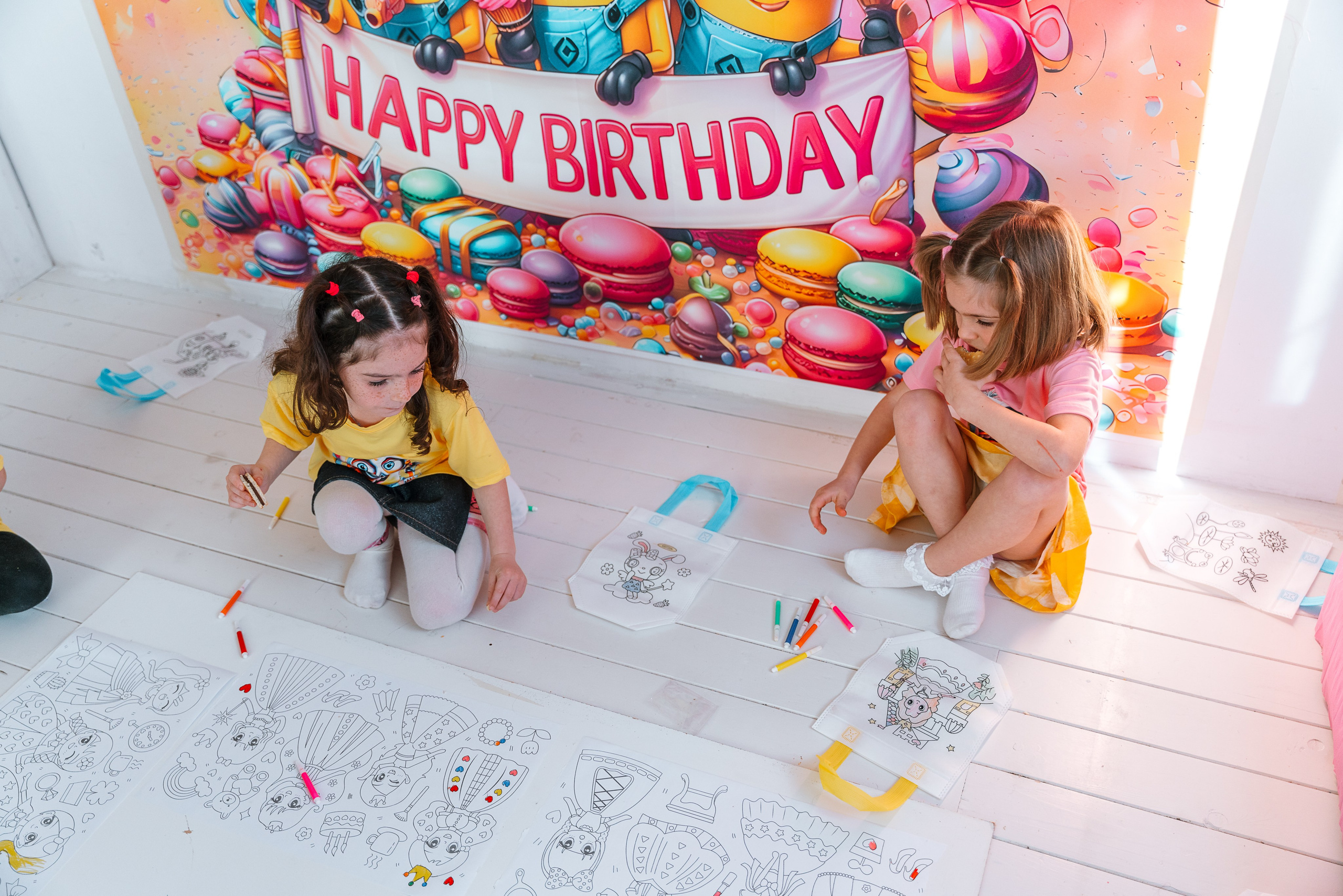 AFFITO STUDIO: SELFIE°VIDEO°BIRTHDAY PARTY. Svitlana Miahka fotografa a Genova