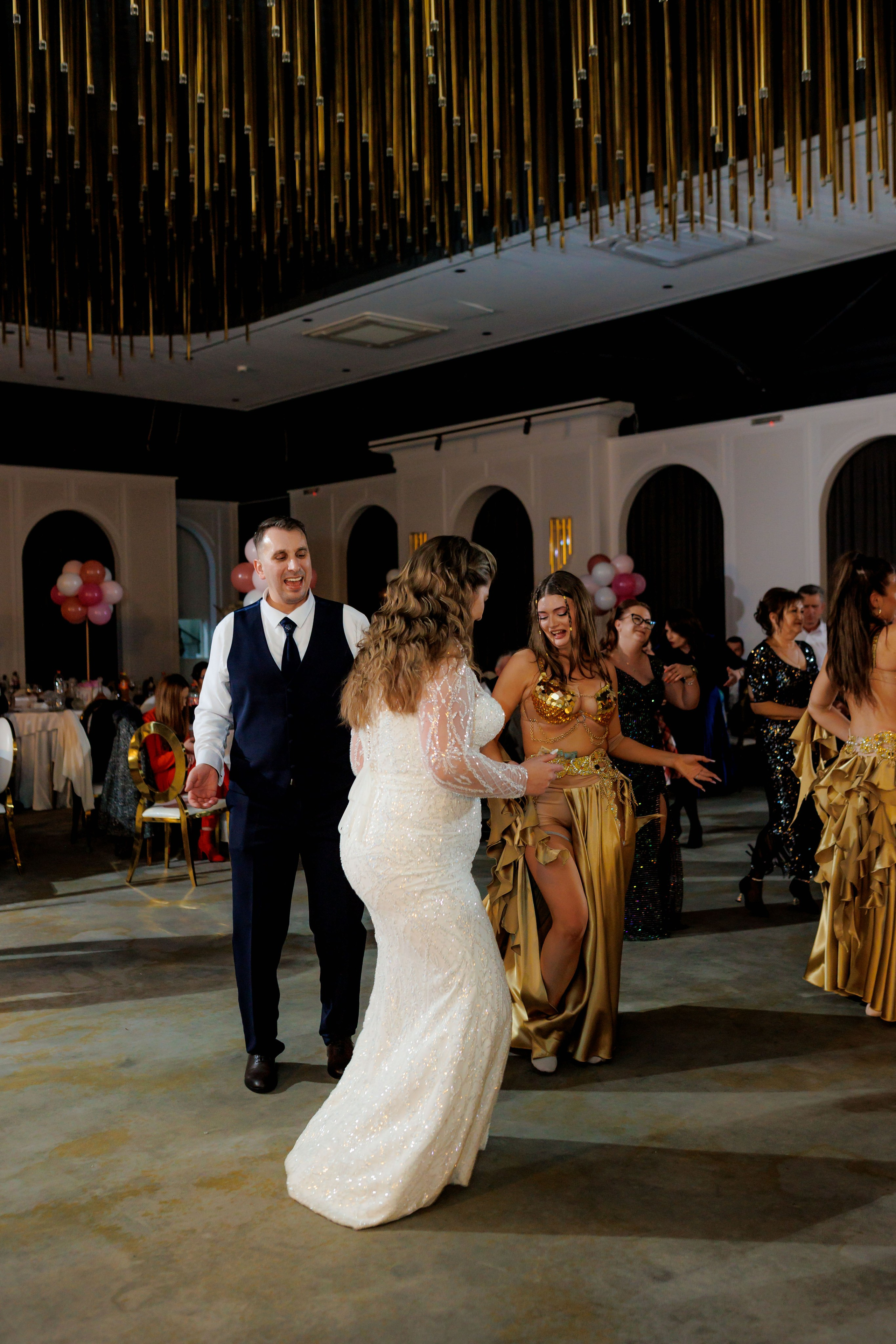 Povestea voastră, regizată de noi |Cristi Turculet Videograf Nuntă Suceava | wedding highlight. Servicii foto-video profesionale, pentru momente de neuitat