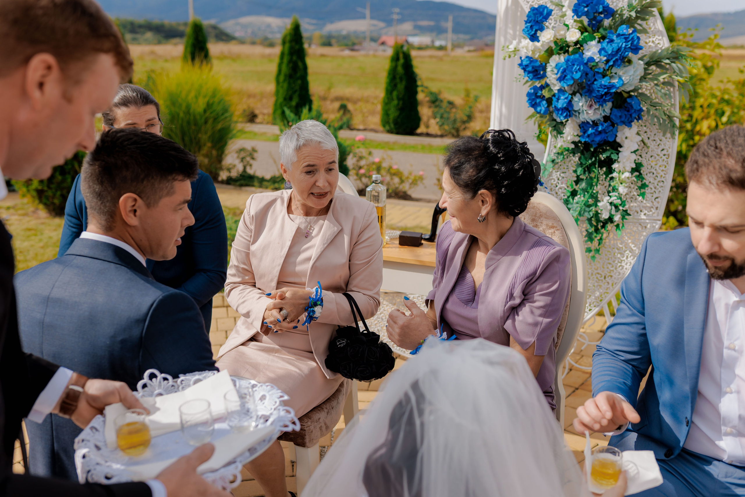 Loredana & Emilian – Ziua Nunții | Videografie - fotografie Botez Suceava, Iași, Botoșani. Servicii foto-video profesionale, pentru momente de neuitat