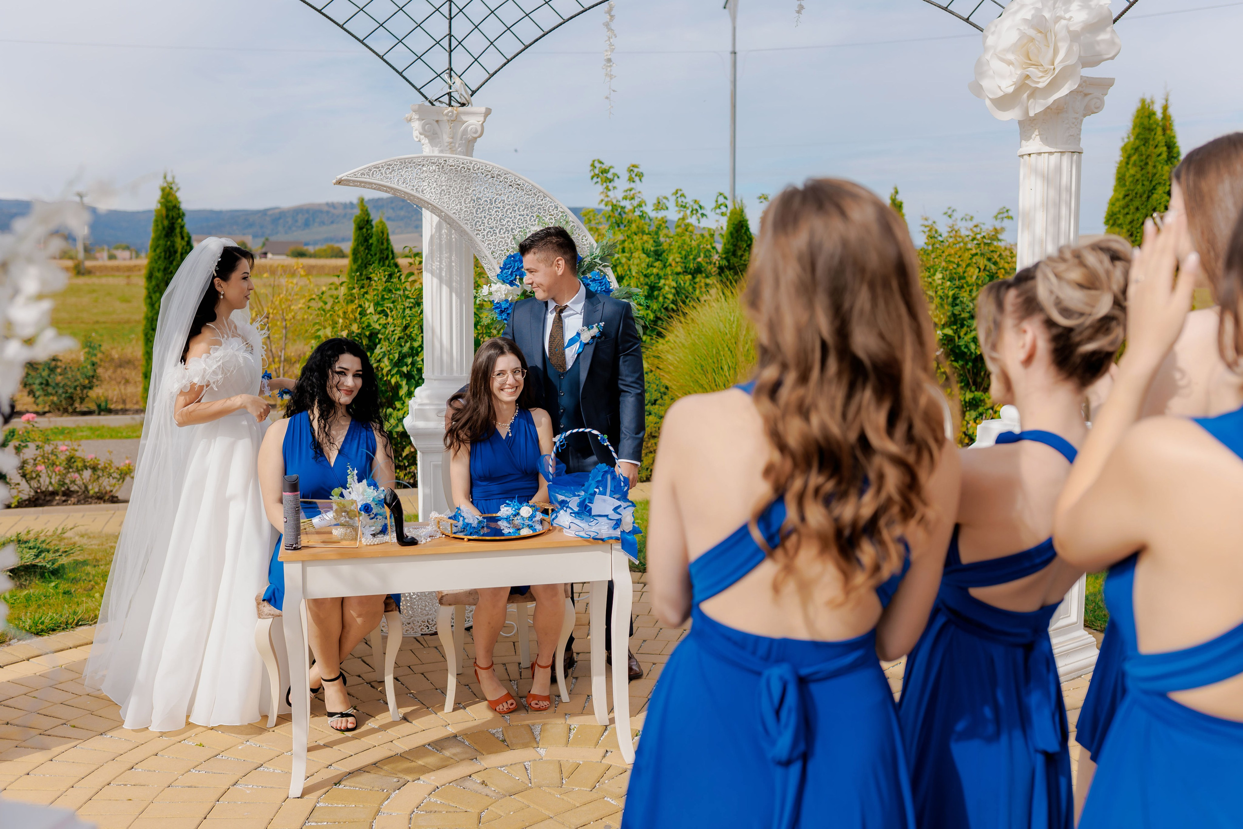 Loredana & Emilian – Ziua Nunții | Videografie - fotografie Botez Suceava, Iași, Botoșani. Servicii foto-video profesionale, pentru momente de neuitat