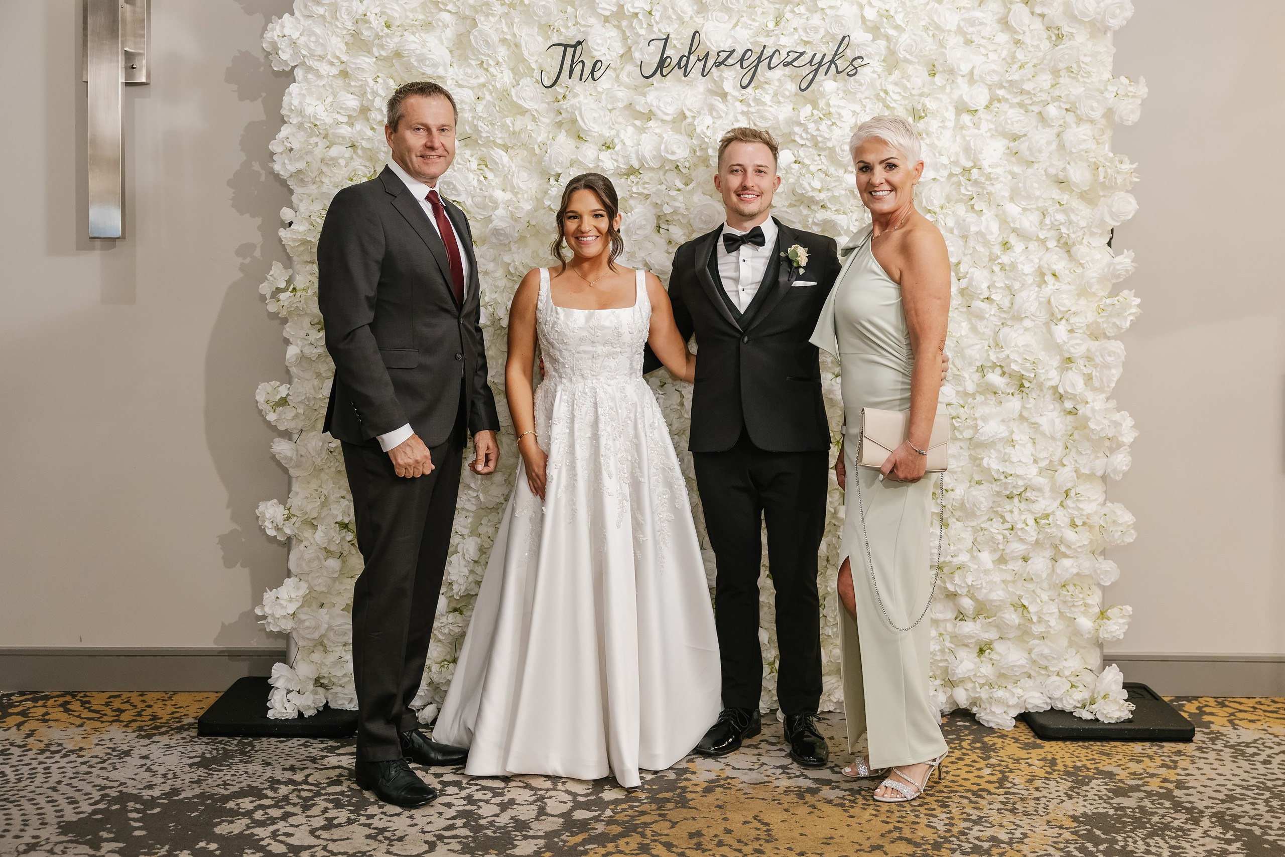 09.06.2025 Wedding. Wedding family event photographer in Chicago Nick Yushevich